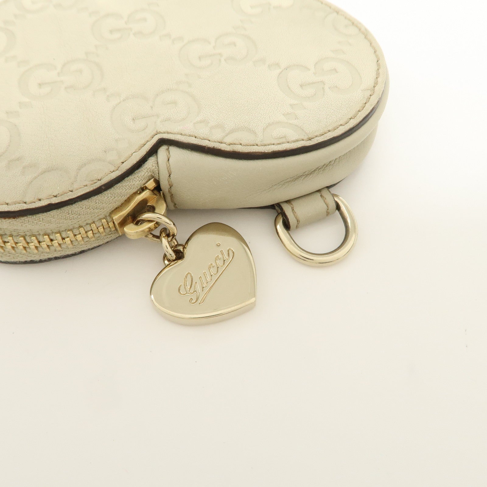 GUCCI Lovely Heart Logo Guccissima Leather Coin Case Ivory 152615
