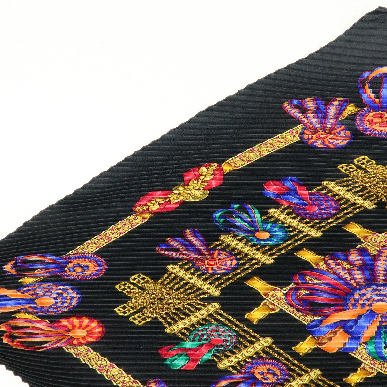 HERMES Pleats Carre Silk 100% Sarf LES RUBANS DU CHEVAL Black