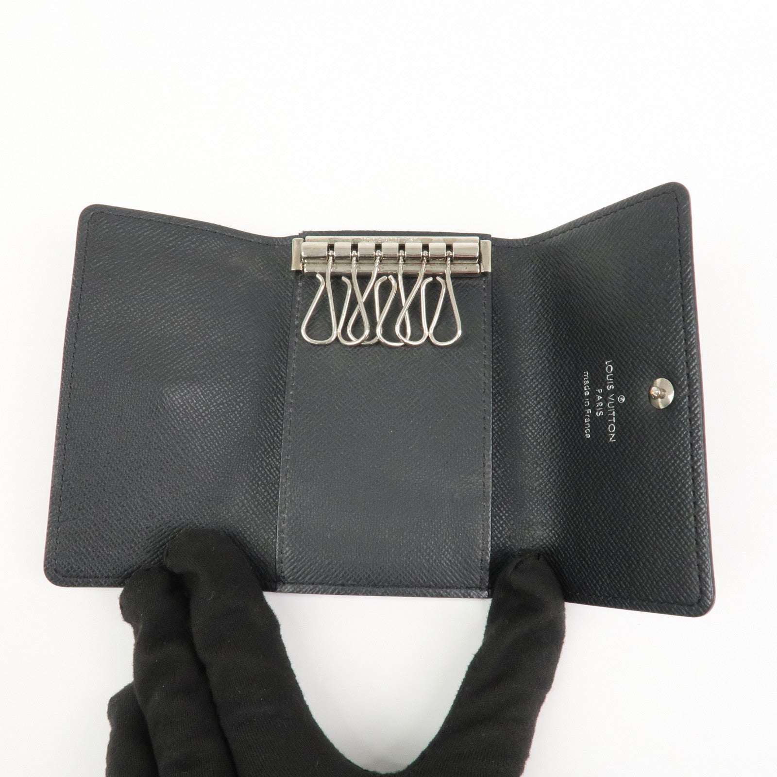 Louis Vuitton Damier Graphite Multicle 6 Key Case Gray Black N62662
