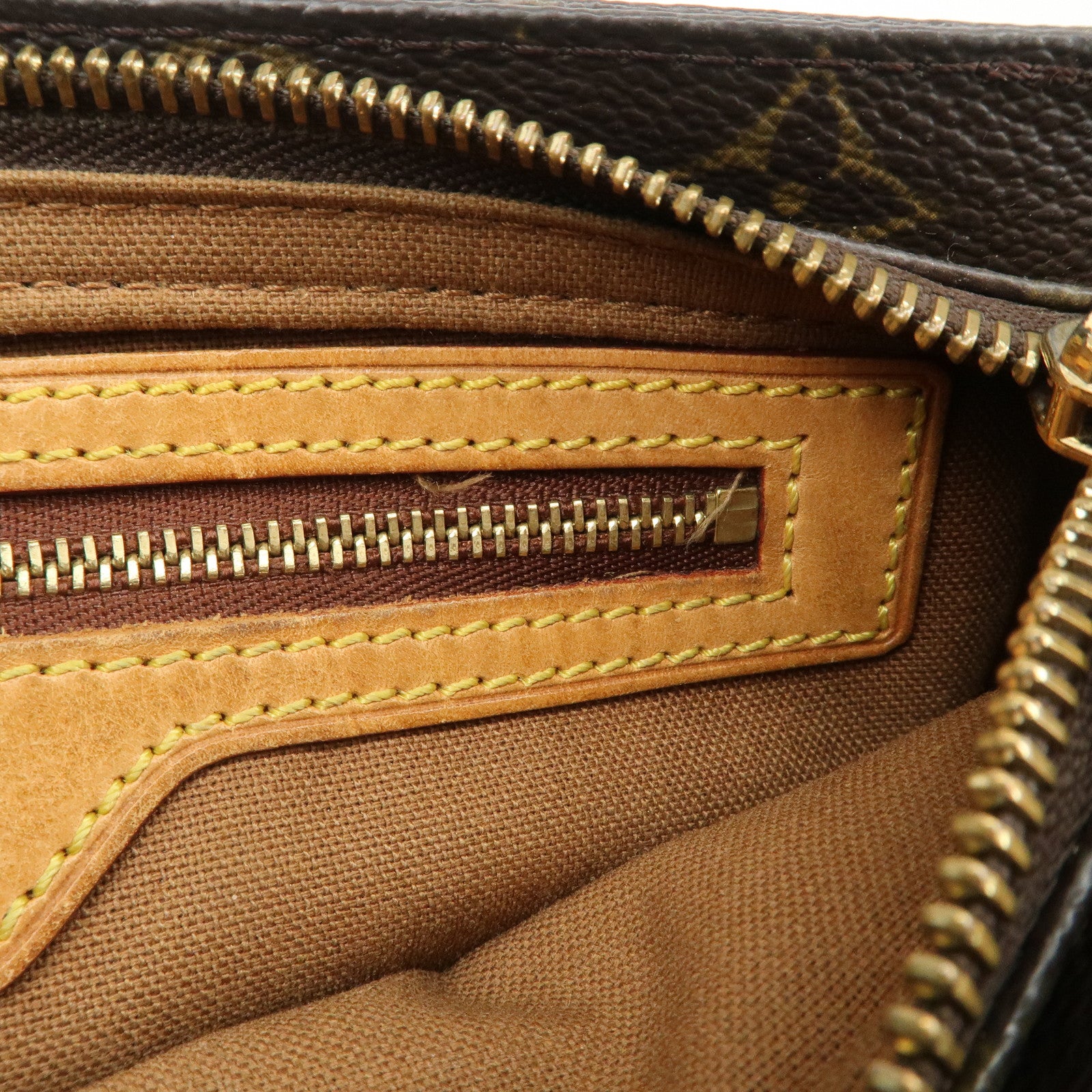 Louis Vuitton Monogram Trotteur Shoulder Bag Brown M51240