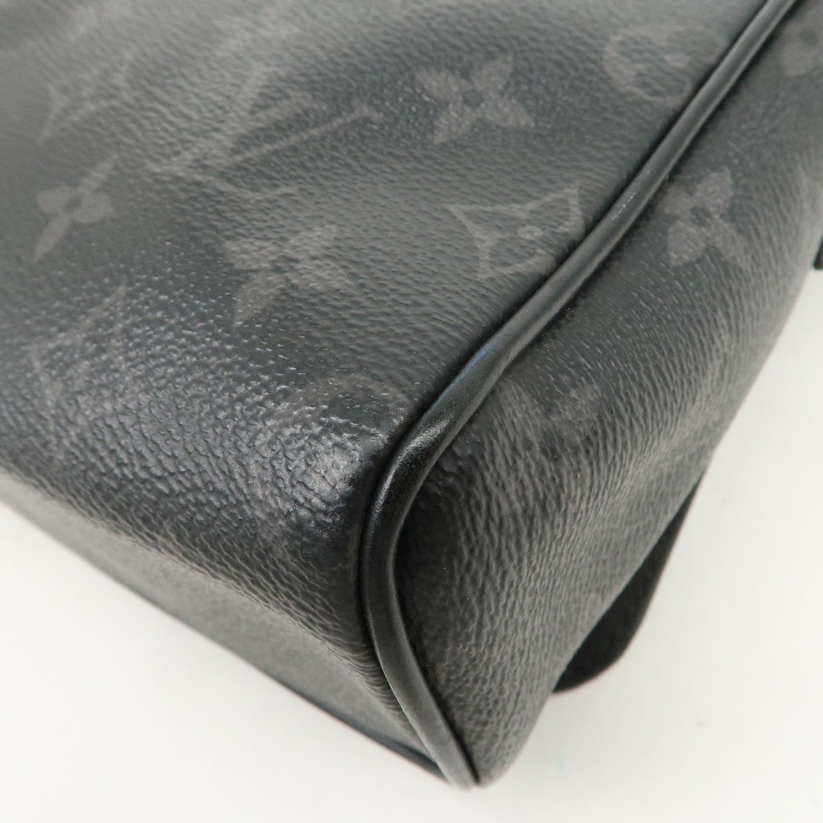 Louis Vuitton Monogram Eclips District PM Messenger Bag M45272