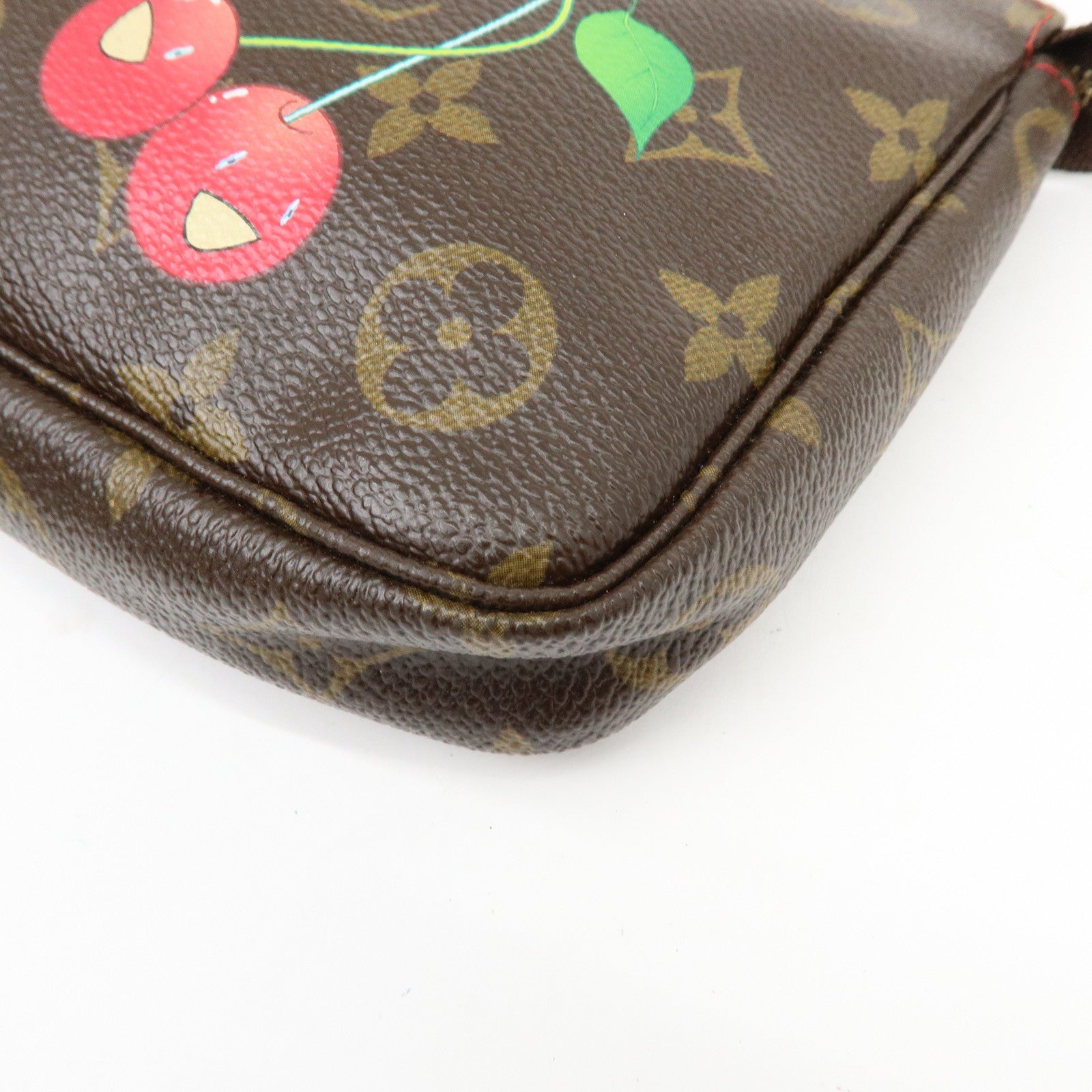 Louis Vuitton Monogram Cherry Pochette Accessoires Pouch M95008