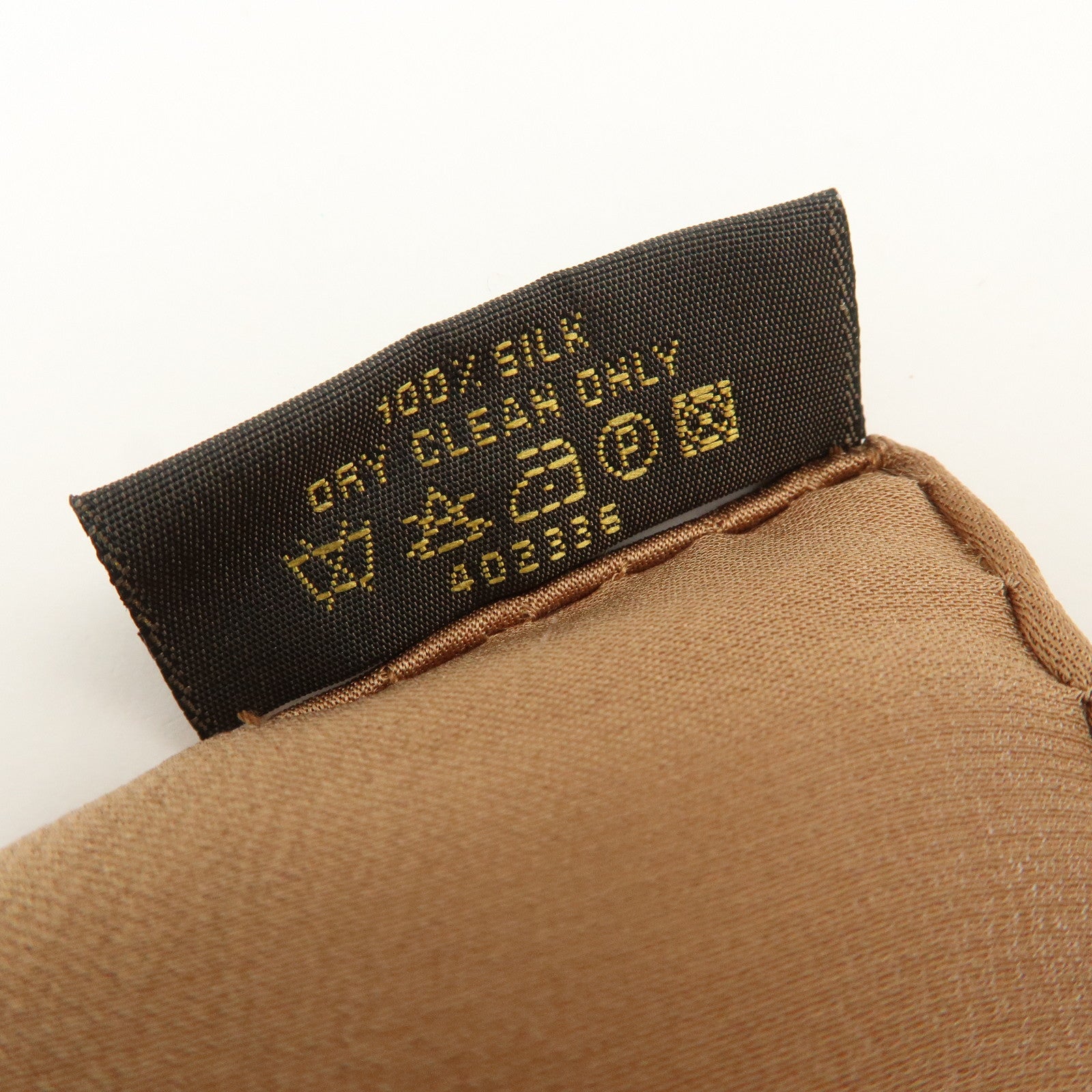 Louis Vuitton Monogram Logo Silk 100％ Scarf Caramel