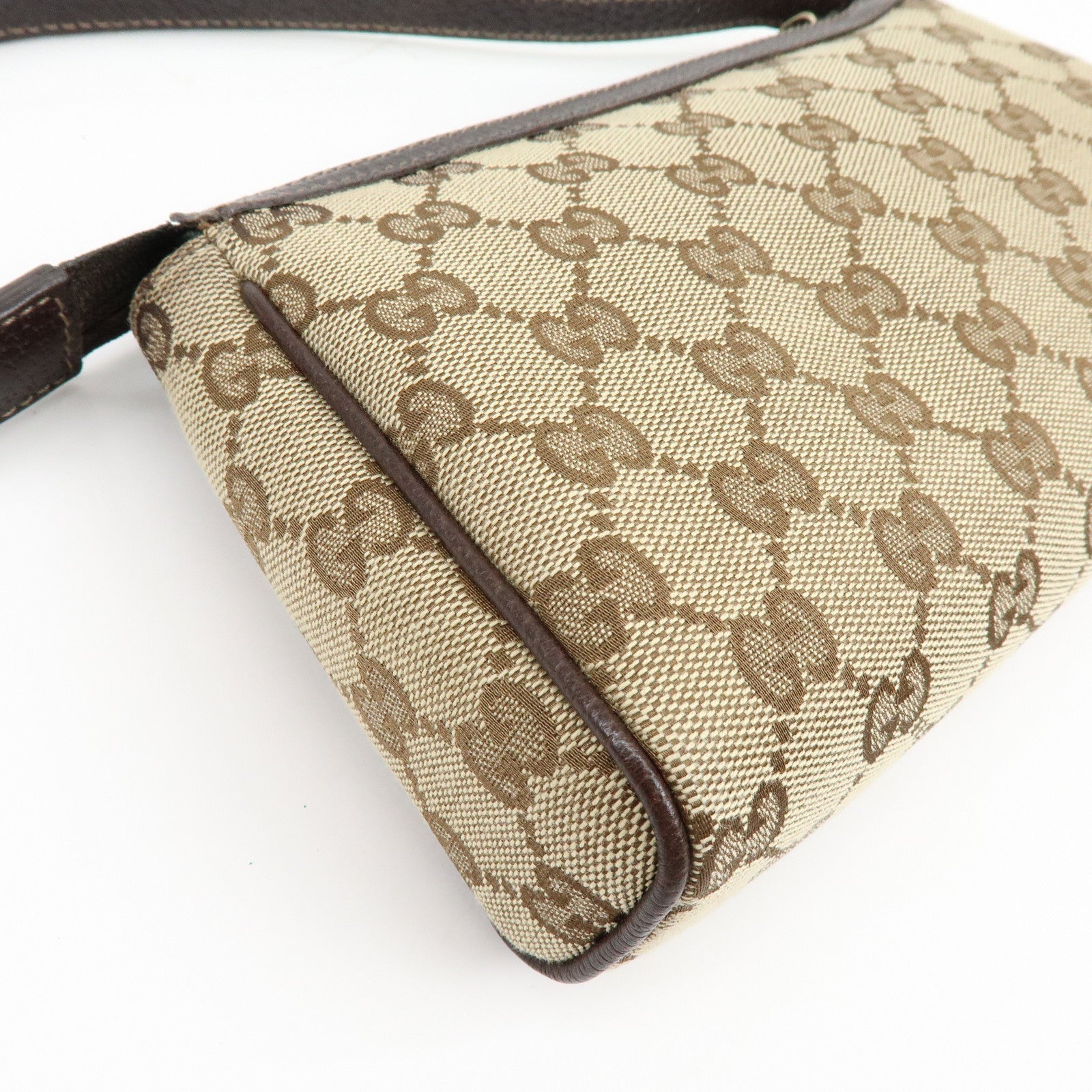 GUCCI Abbey GG Canvas Leather Pouch Hand Bag Beige Brown 145750