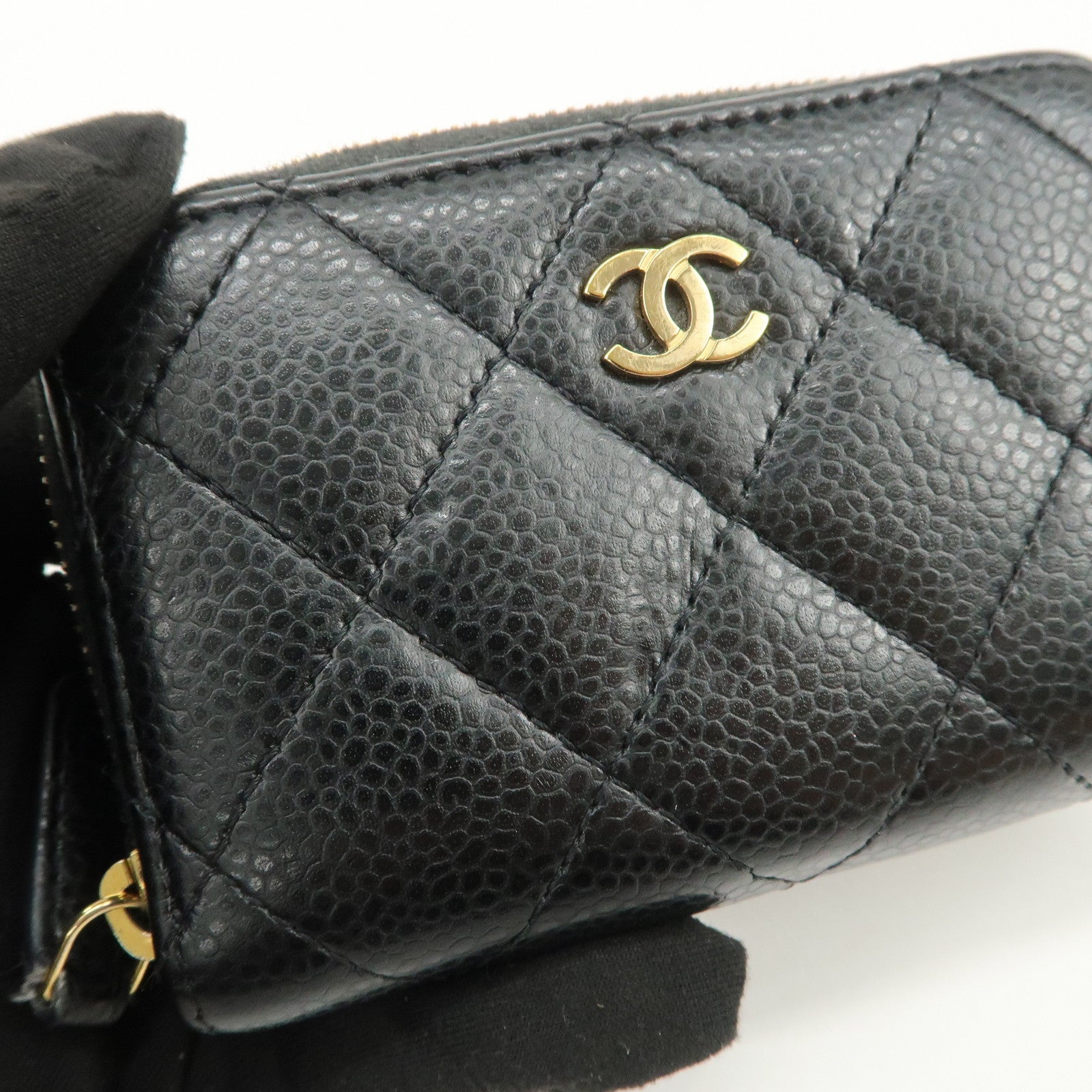 CHANEL Matelasse Caviarskin Classic Zippy Coin Case Black AP0216