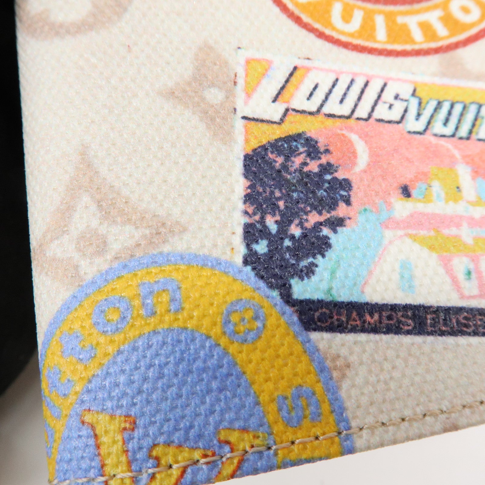Louis Vuitton Monogram Canvas Couverture Passport Case Dune M14621