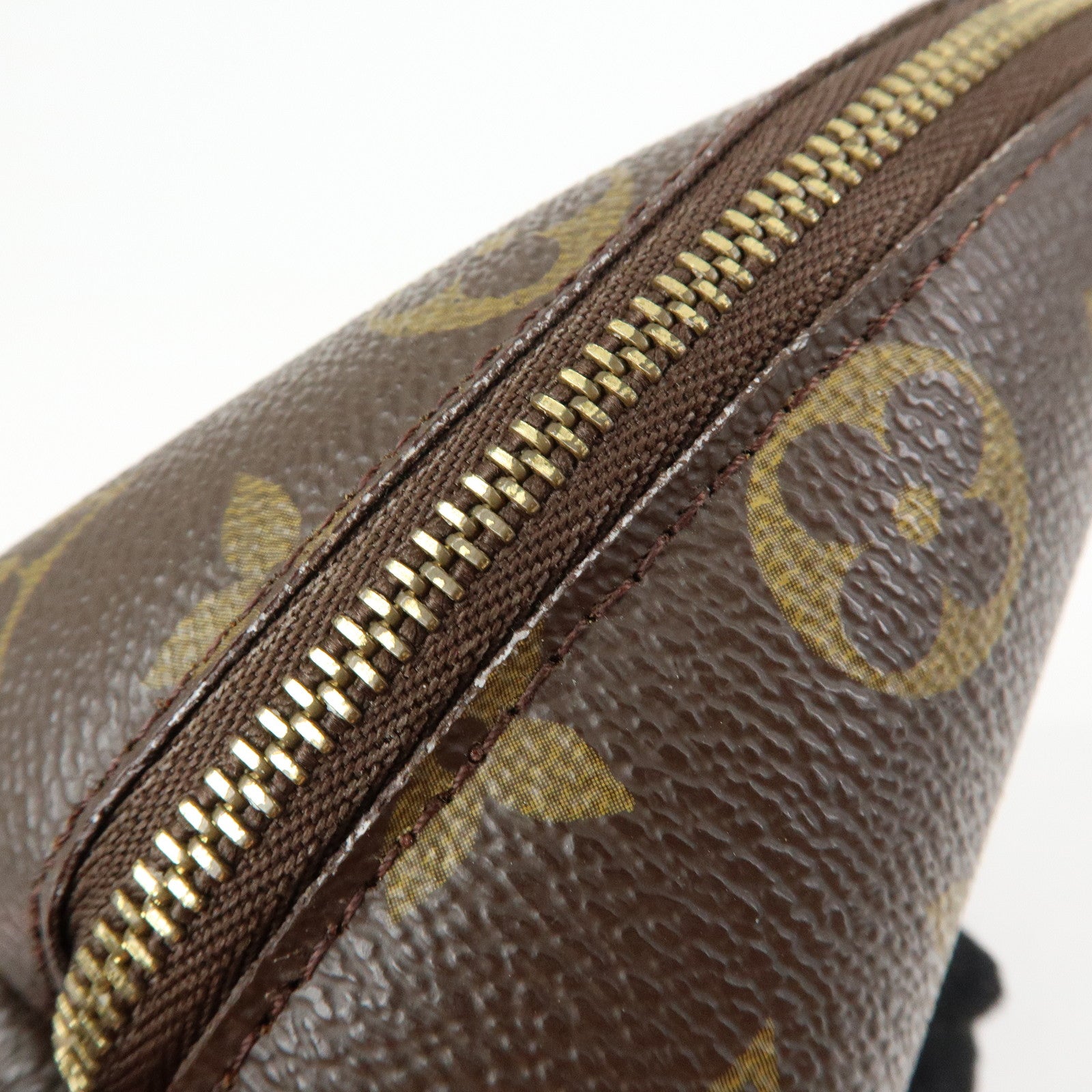 Louis Vuitton Monogram Trousse Demi Ronde Pouch M47520
