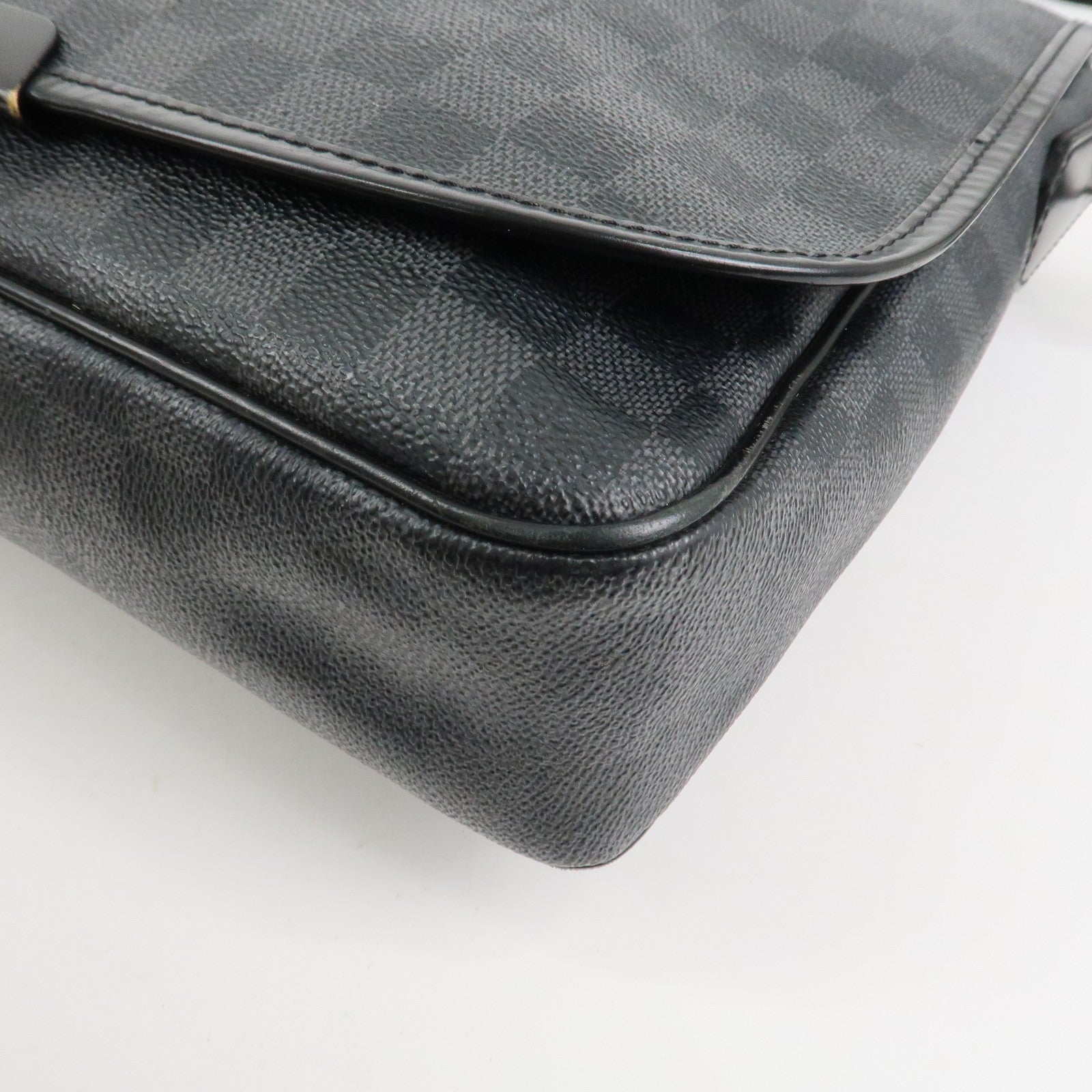 Louis Vuitton Damier Graphite Daniel MM Shoulder Bag N58029