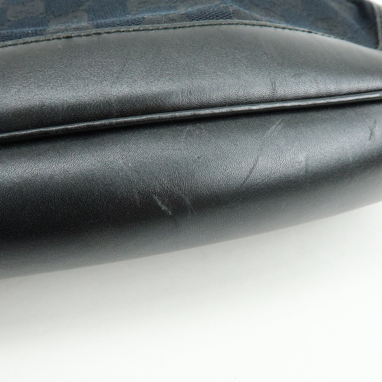 GUCCI GG Canvas Leather Shoulder Bag Black 001・4095・001553