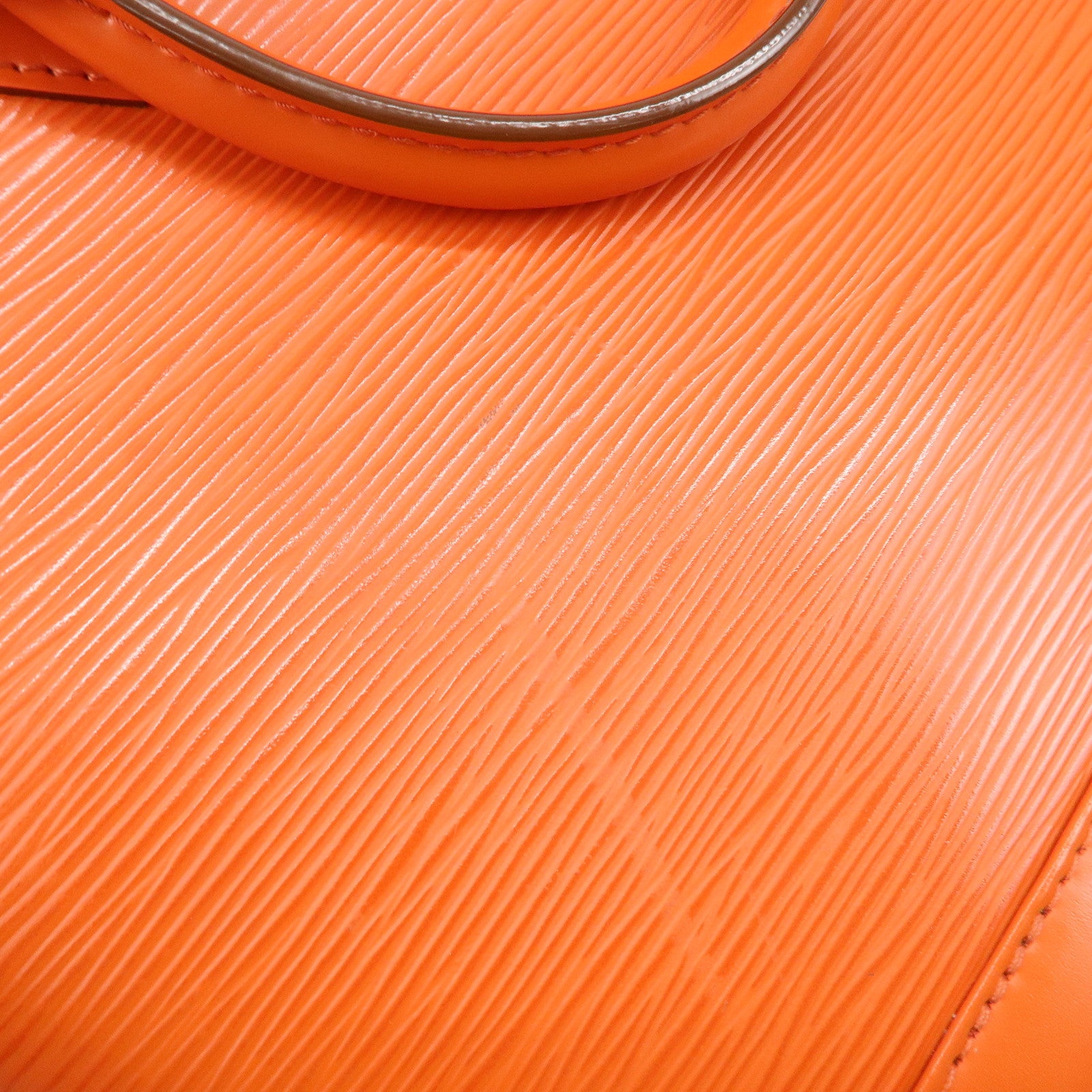 Louis Vuitton Epi Alma PM Hand Bag Pimont Orange M40623