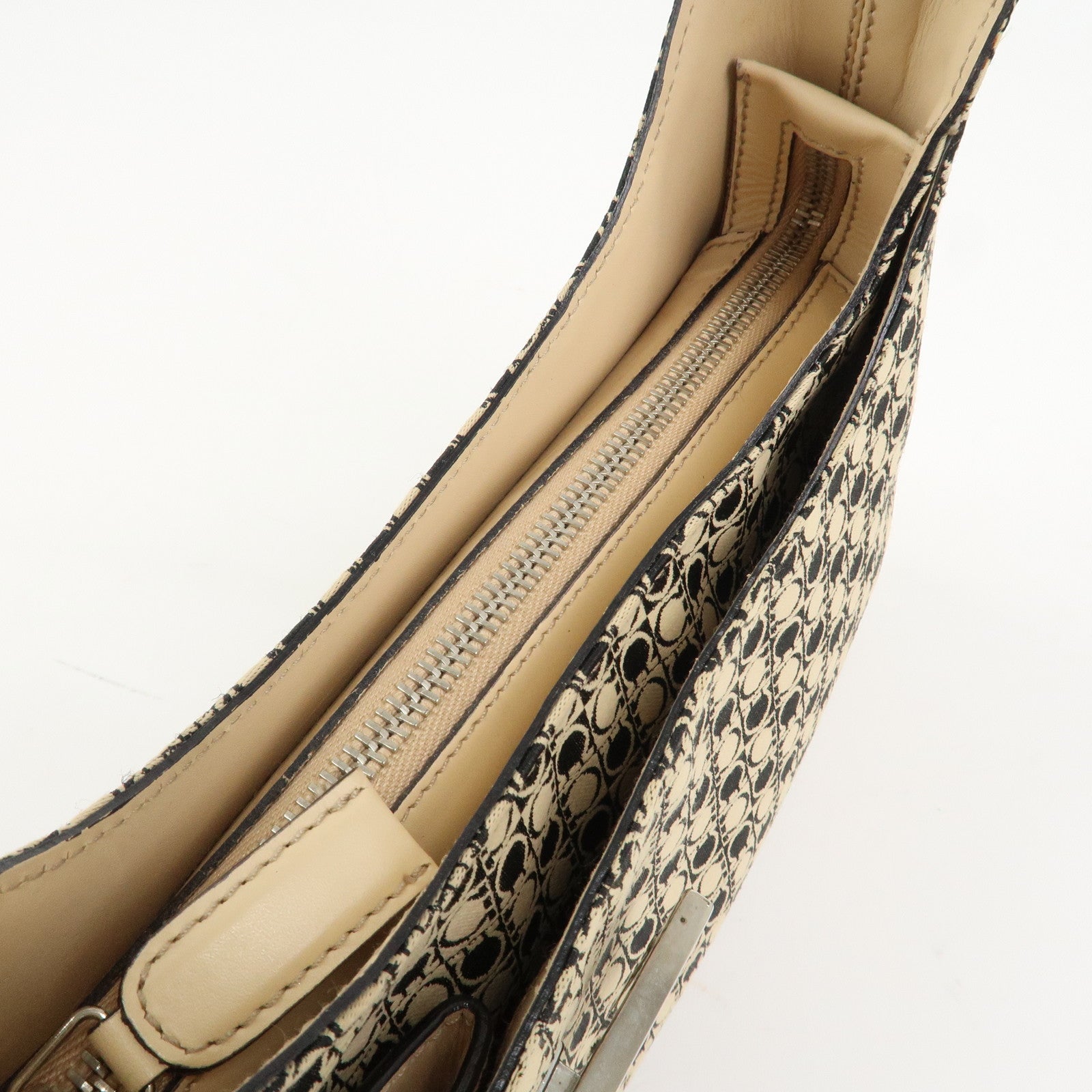 Ferragamo Gancini Canvas Leather Shoulder Bag Hand Bag Beige Black