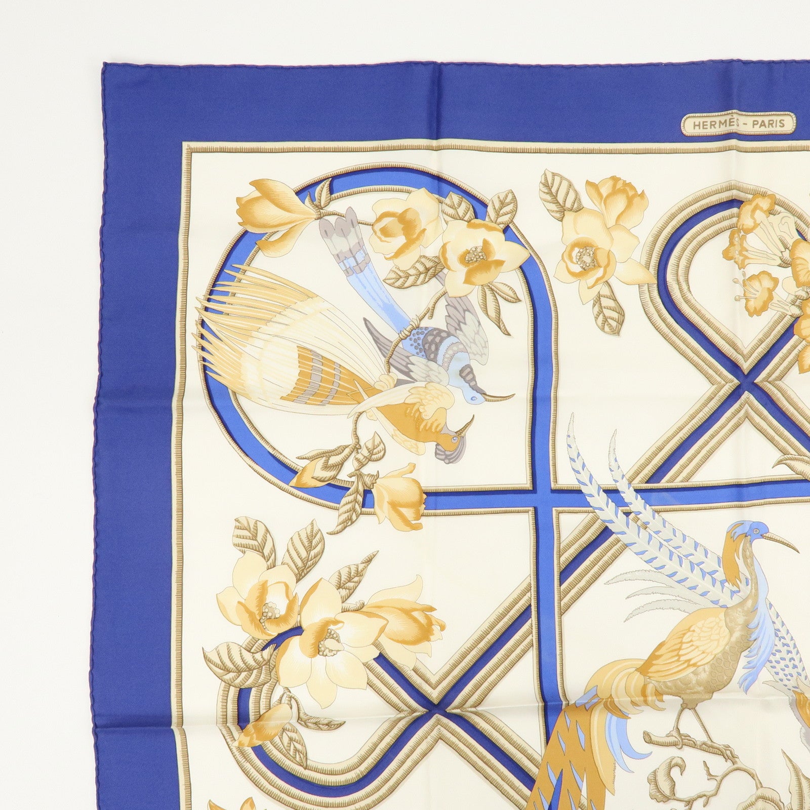 HERMES Carre Silk 100% Scarf Caraibes Oiseaux Ivory Blue