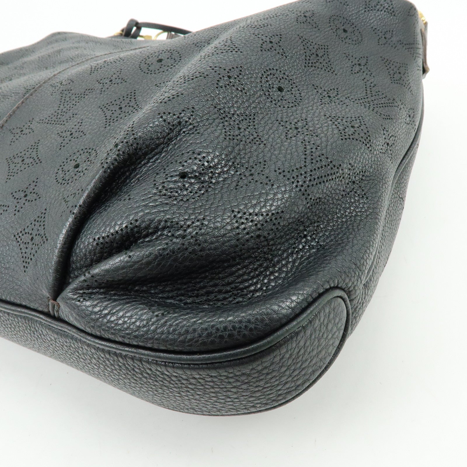 Louis Vuitton Monogram Mahina Selene MM 2Way Hand Bag Noir M93987