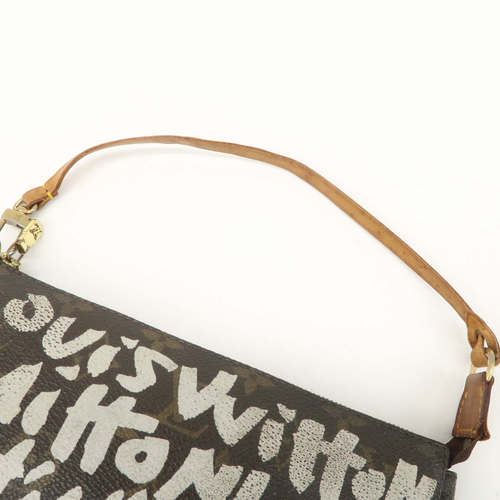 Louis Vuitton Monogram Graffiti Pochette Accessoires M92192