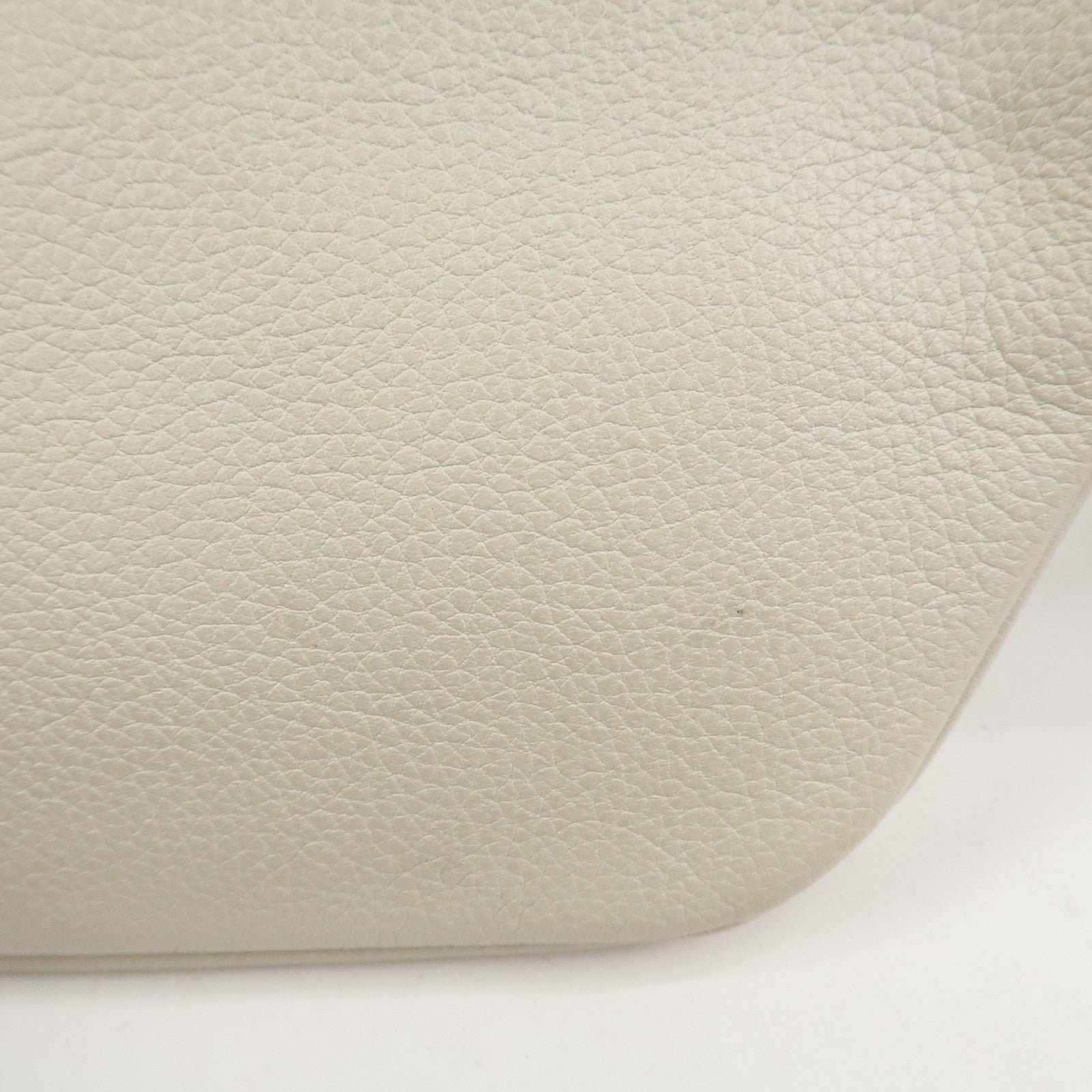 GUCCI Sherry Leather Waist Pouch Body Bag White 527792