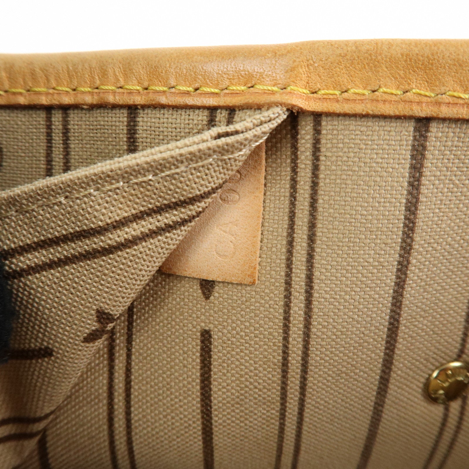 Louis Vuitton Monogram Neverfull MM Tote Shoulder Bag Brown M40156