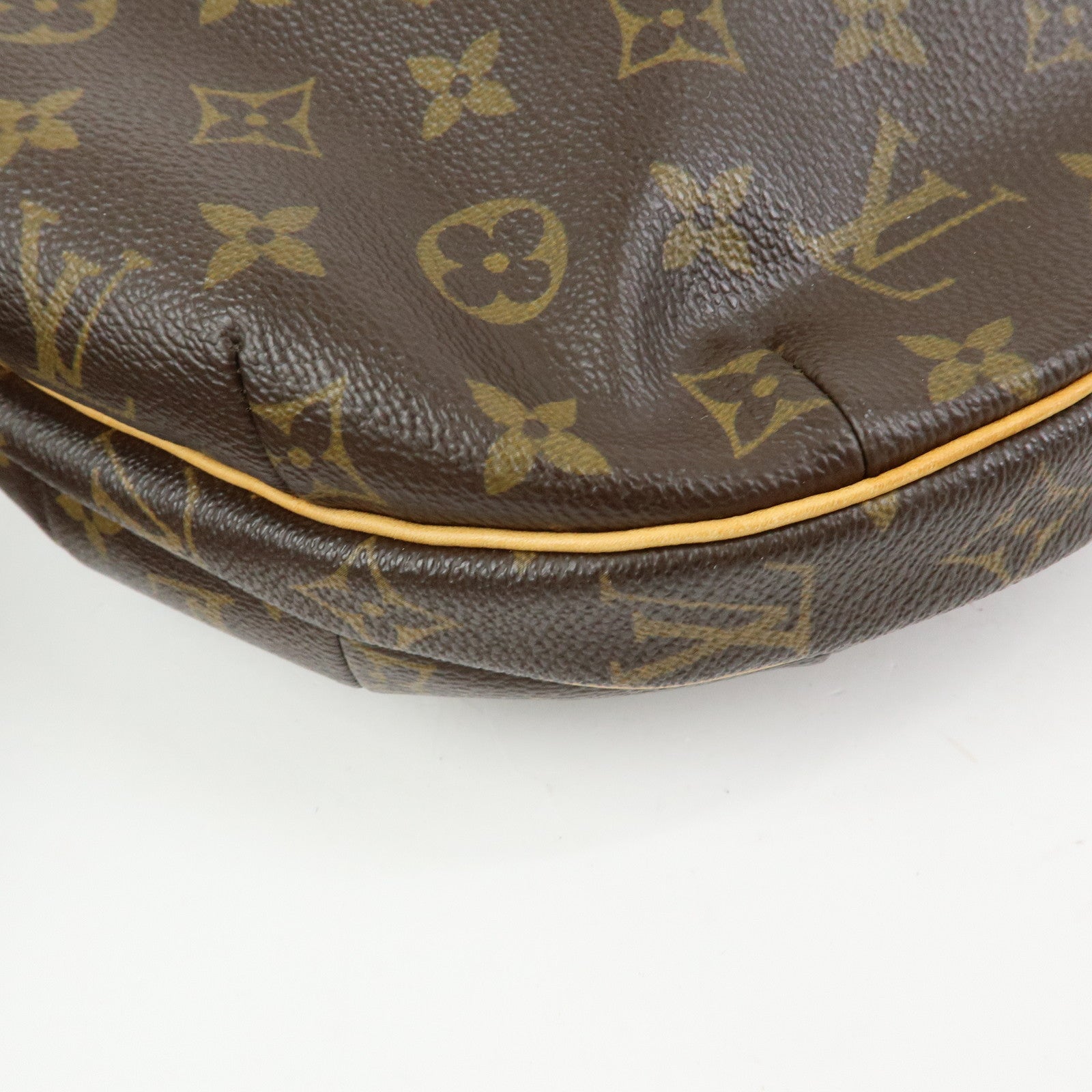 Louis Vuitton Monogram Croissant MM Shoulder Bag Brown M51512