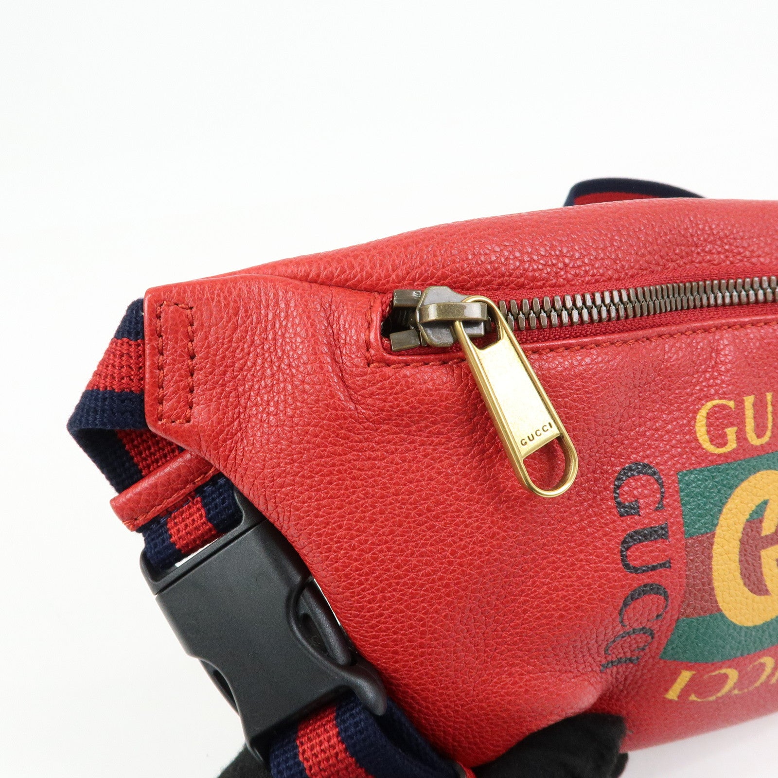 GUCCI Sherry Leather Waist Pouch Body Bag Red 527792