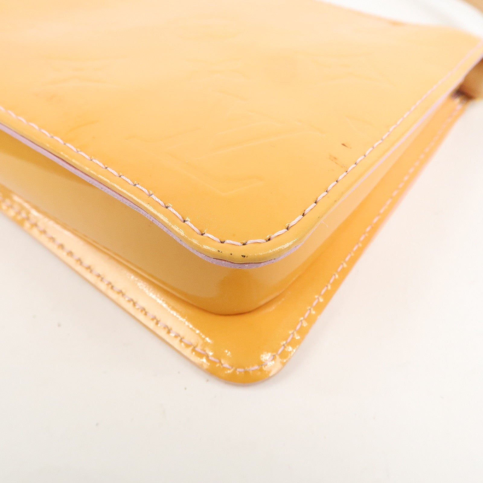 Louis Vuitton Monogram Vernis Lexington Accessoires Pouch M91057