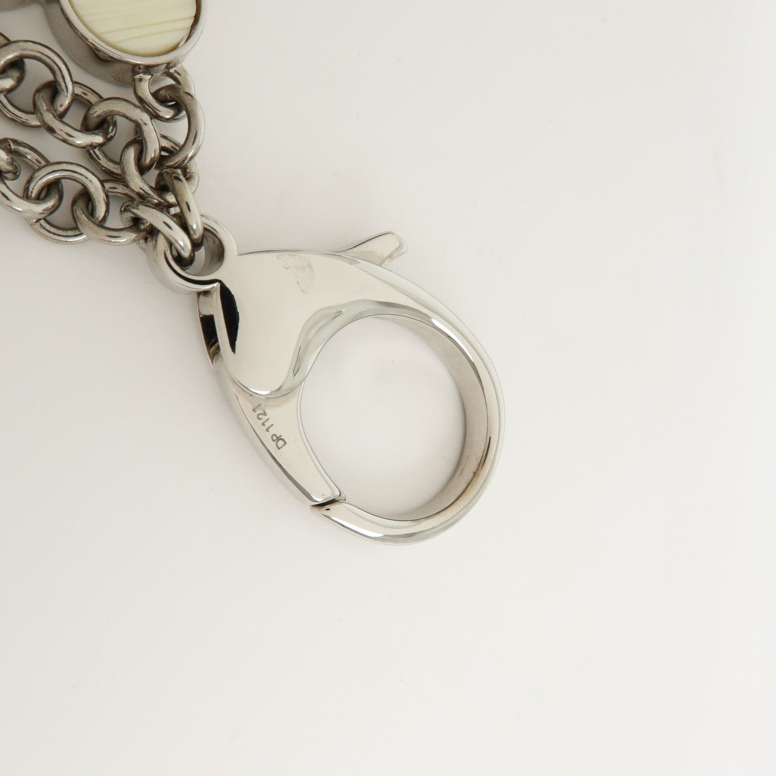 Louis Vuitton Bijoux Sac Fleur de Epi Bag Charm Silver White M65085