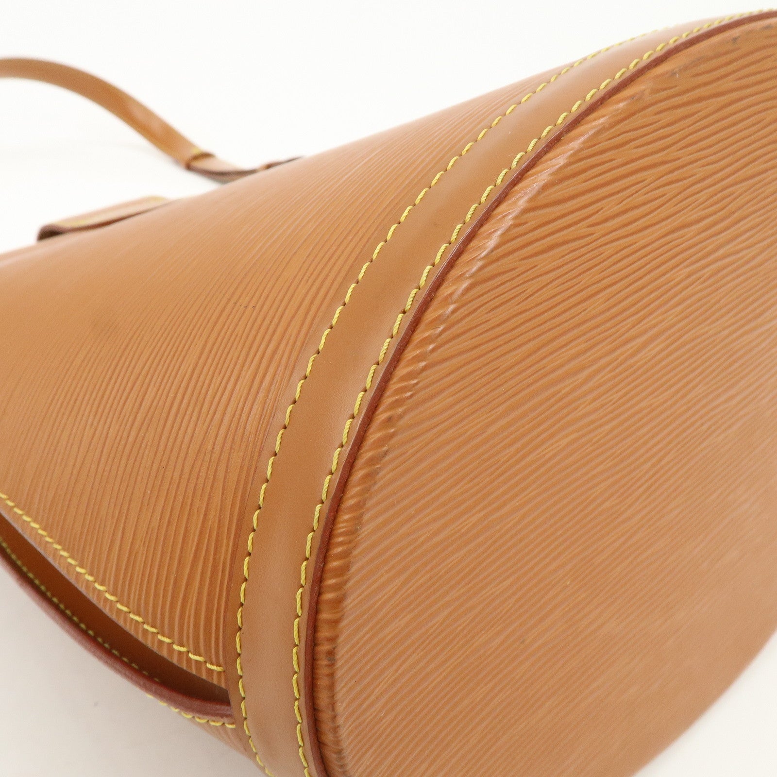 Louis Vuitton Epi Leather Cluny Shoulder Bag Kenya Brown M52253