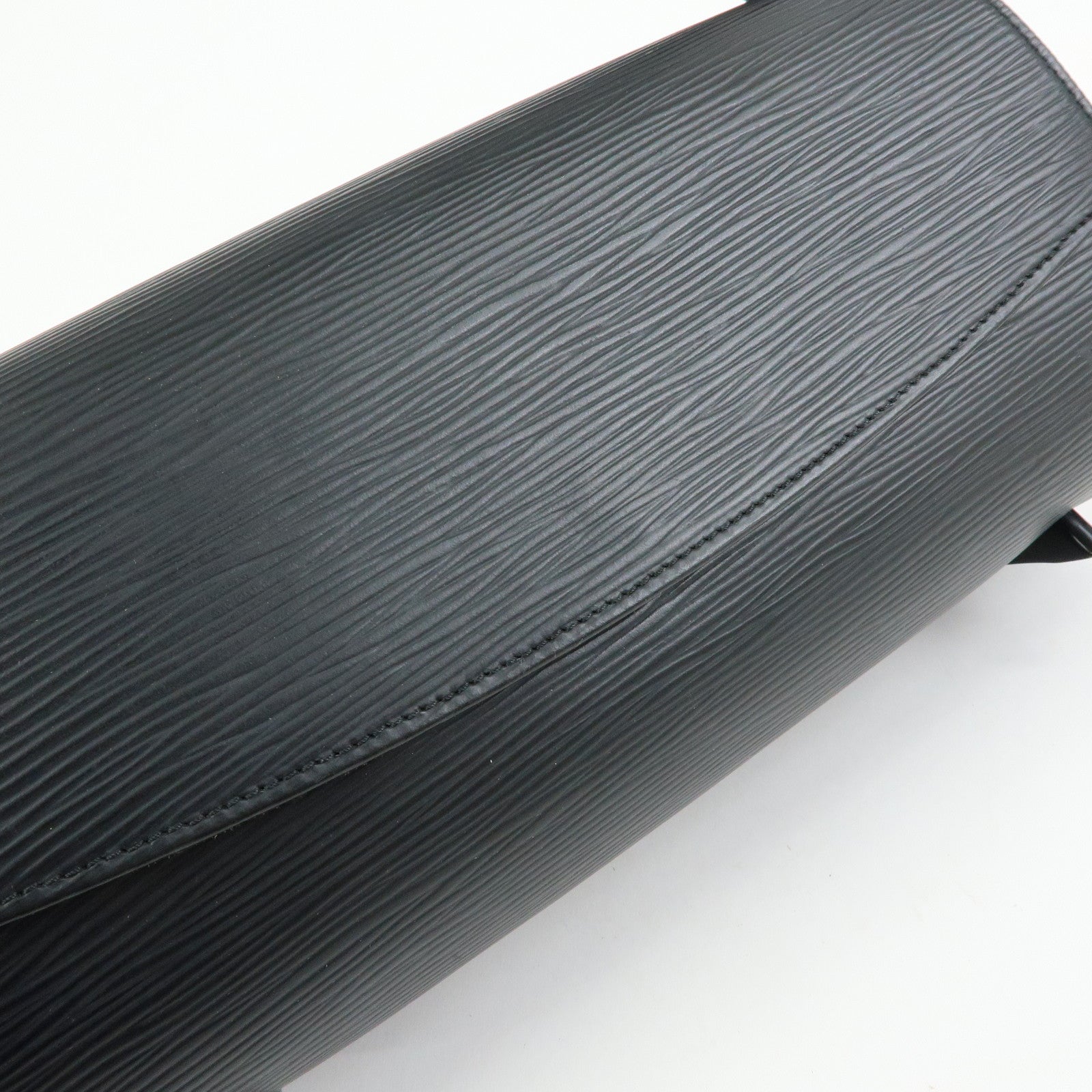 Louis Vuitton Epi Nocturne GM Shoulder Bag Noir Black M52172