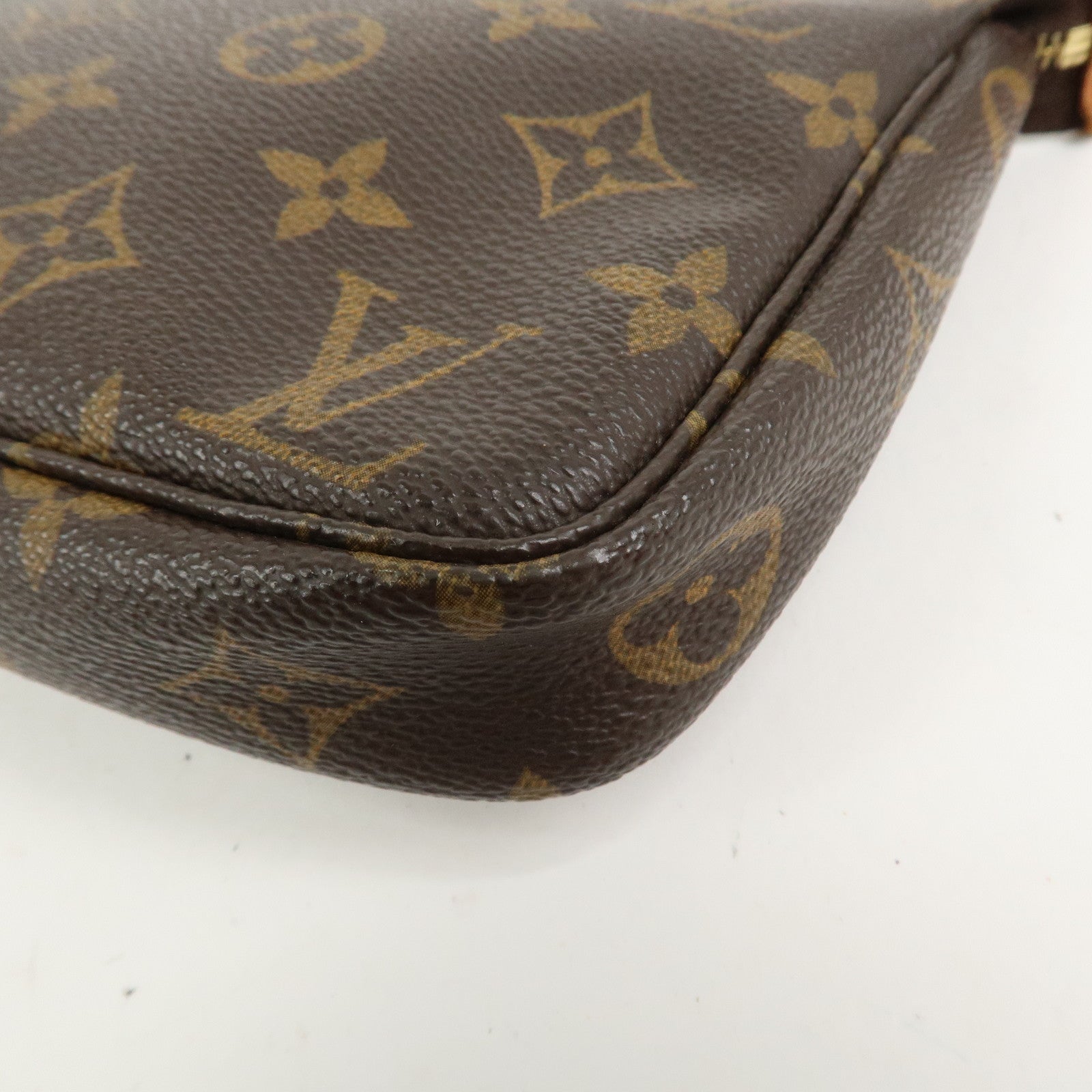 Louis Vuitton Monogram Pochette Accessoires Pouch Hand Bag M51980
