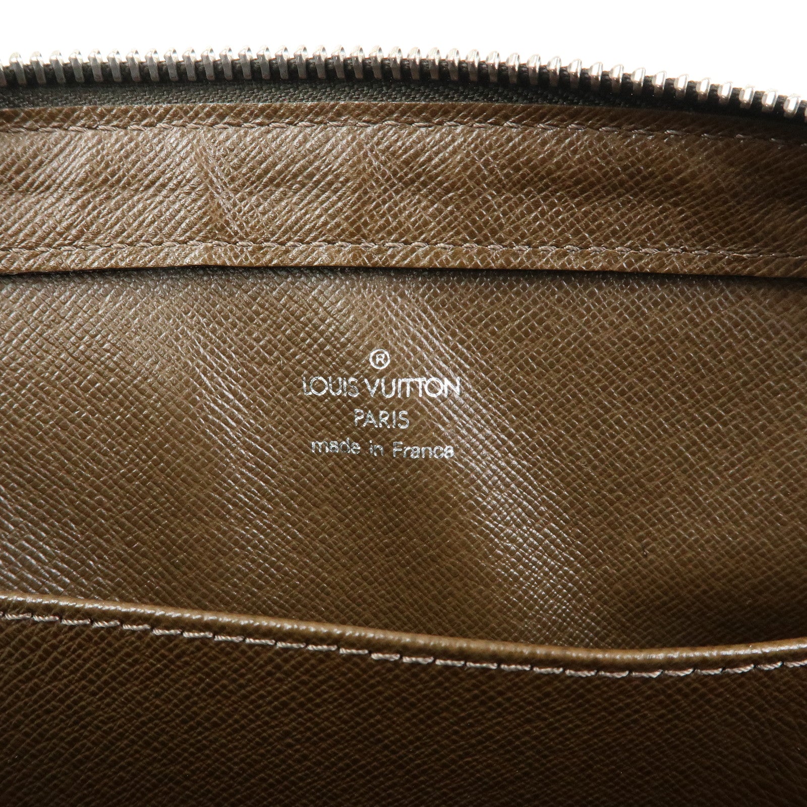 Louis Vuitton Taiga Baikal Clutch Bag Pouch Brown Grizzly M30188