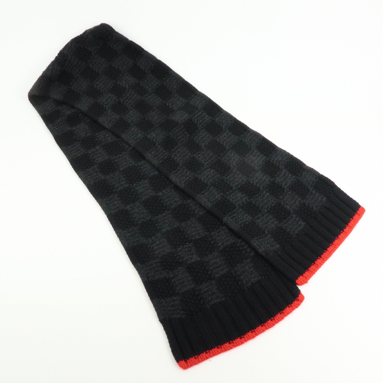 Louis Vuitton Helsinki Alps Patch Cashmere 100% Scarf Black M71108