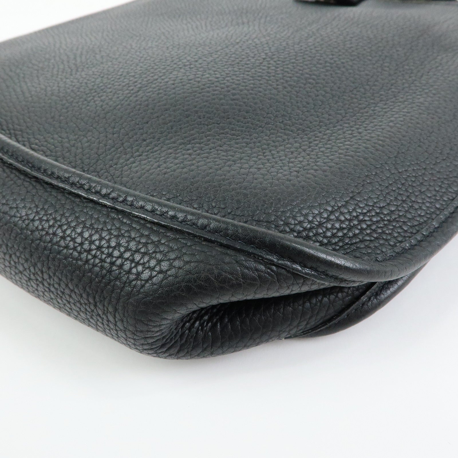 HERMES Evelyne Taurillon Leather Shoulder Bag □J Stamped Black