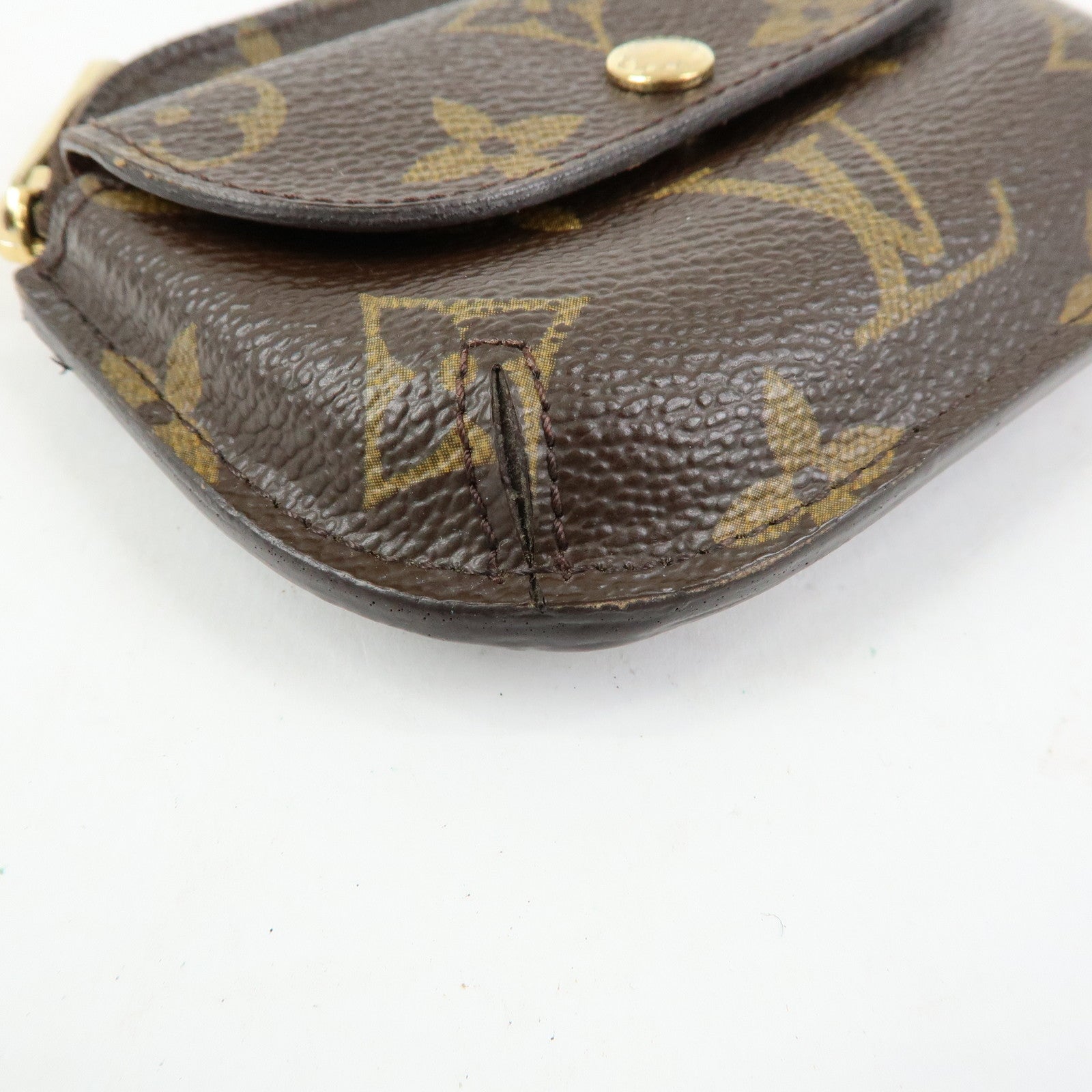 Louis Vuitton Monogram Porte Monnaie Shilling Coin Case M60025