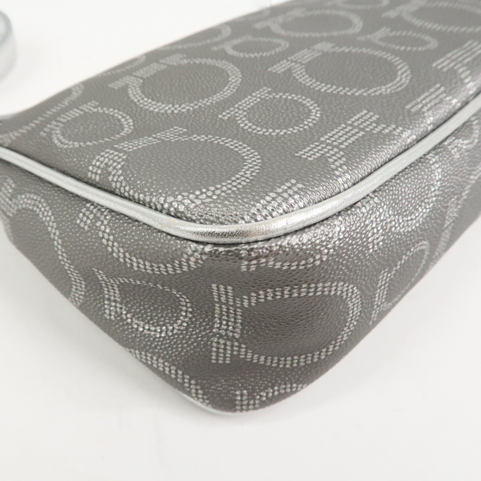 Ferragamo Gancini Logo Leather Shoulder Bag Hand Bag Silver
