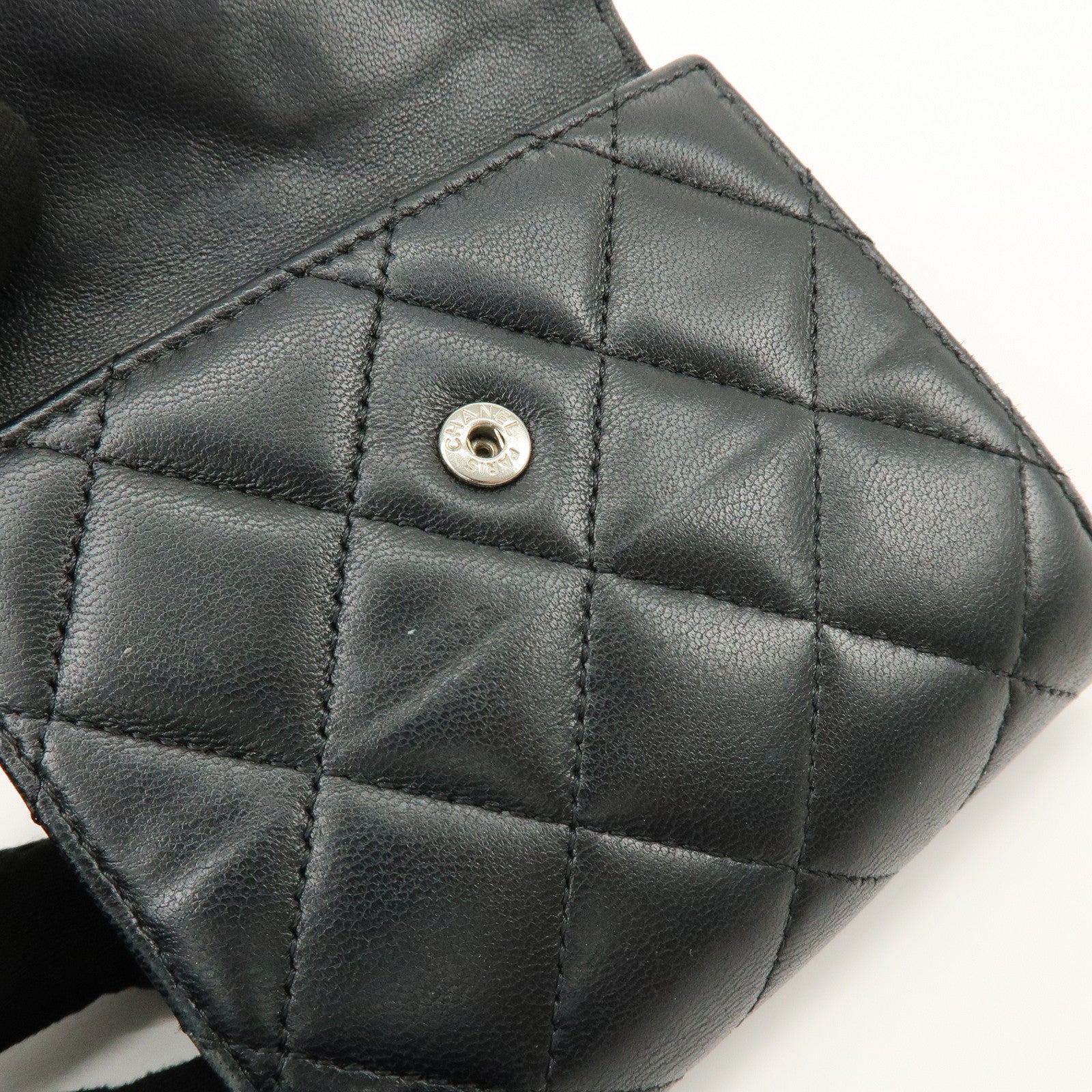 CHANEL Matelasse Lamb Skin Bi-fold Compact Wallet Black A48980