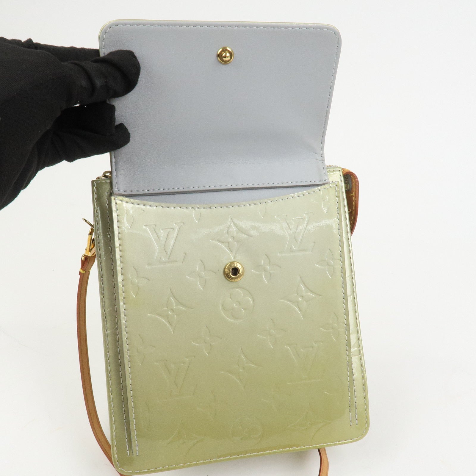 Louis Vuitton Monogram Vernis Motto Shoulder Bag Gris M91030