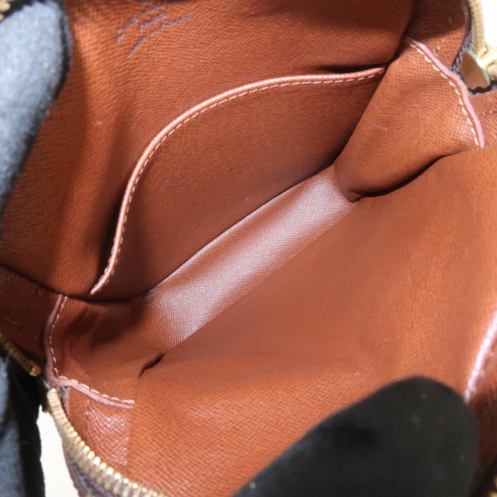 Louis Vuitton Monogram Amazone Shoulder Bag Crossbody Bag M45236