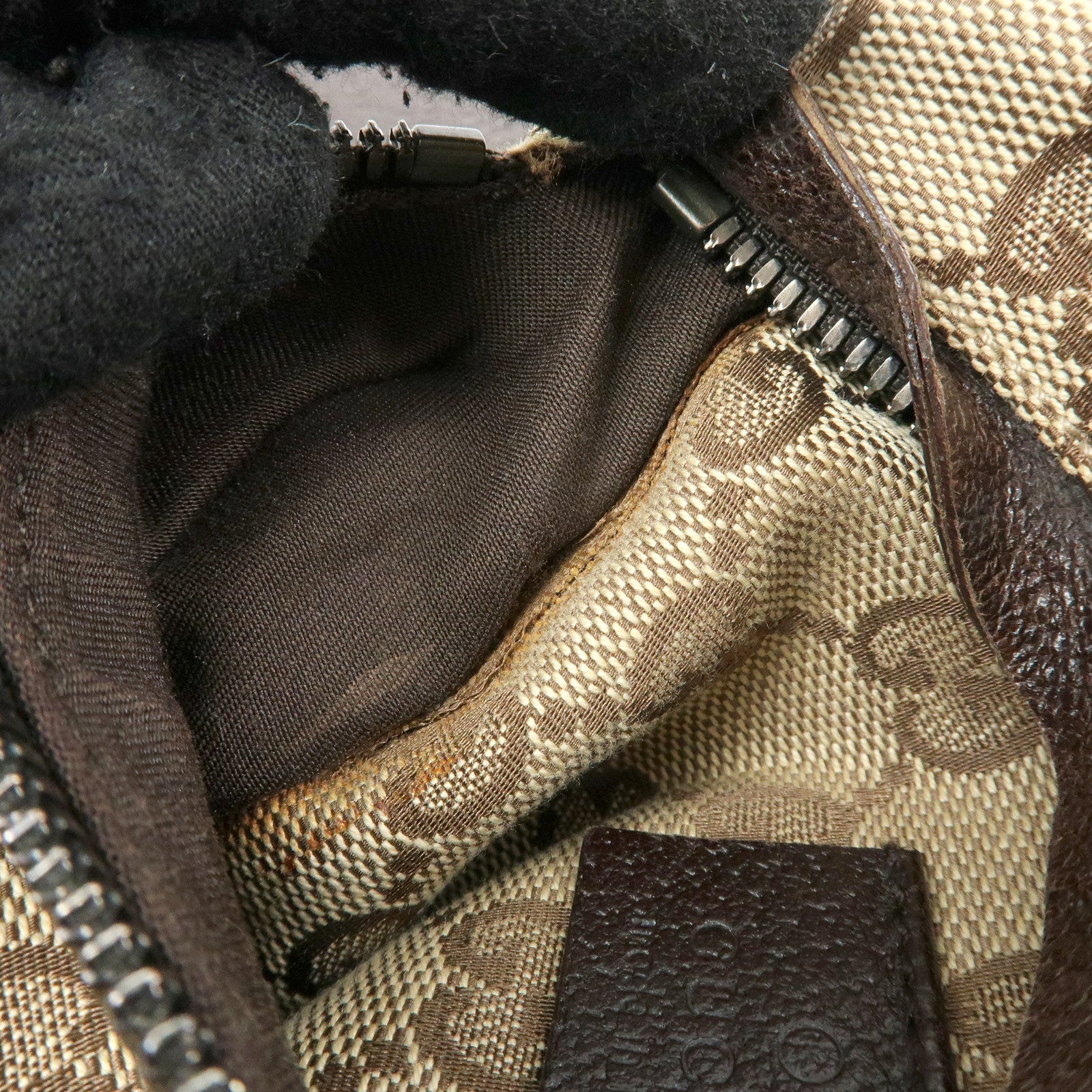 GUCCI Sherry GG Canvas Waist Pouch Body Bag Beige Brown 28566