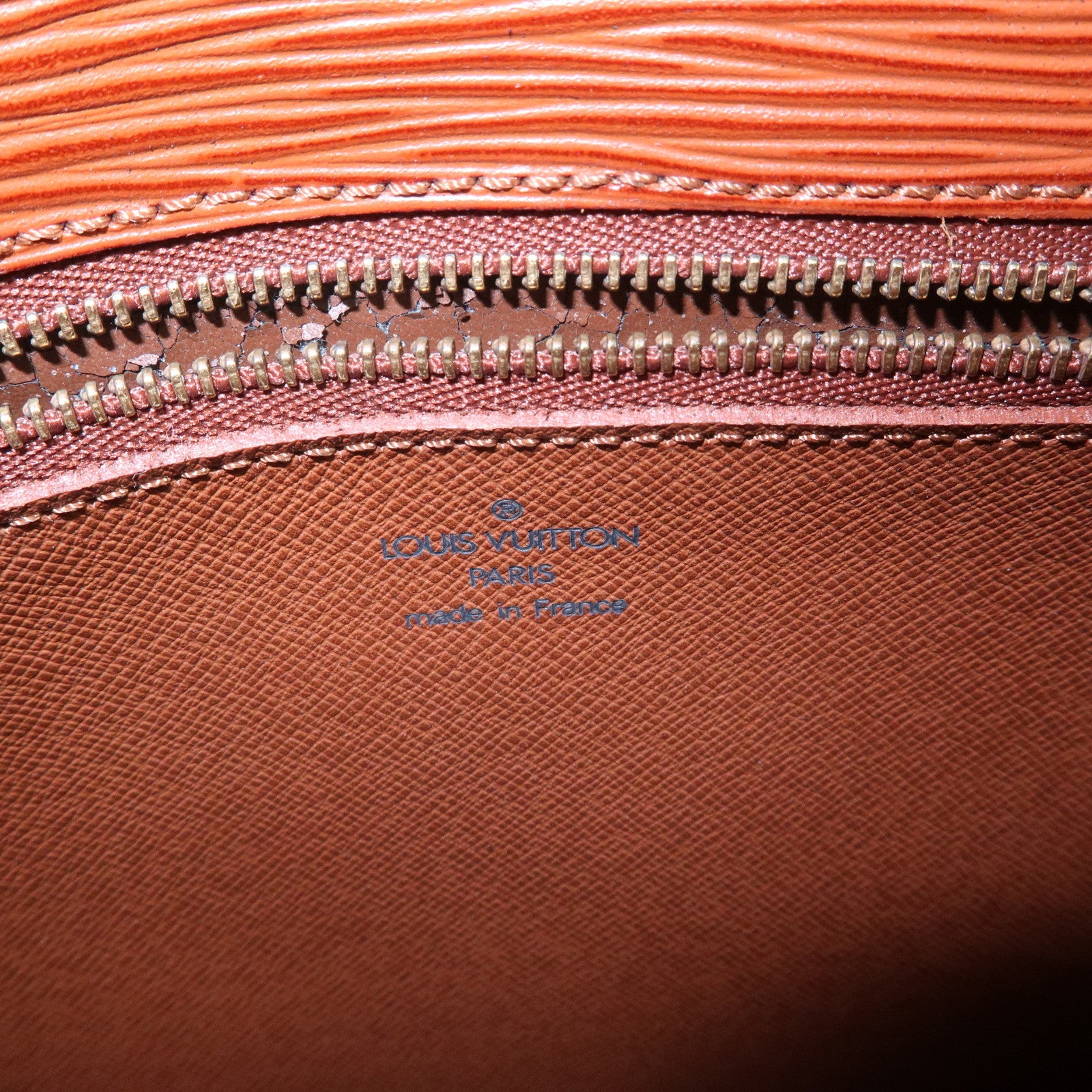 Louis Vuitton Epi Saint Cloud Shoulder Bag Kenya Brown M52193