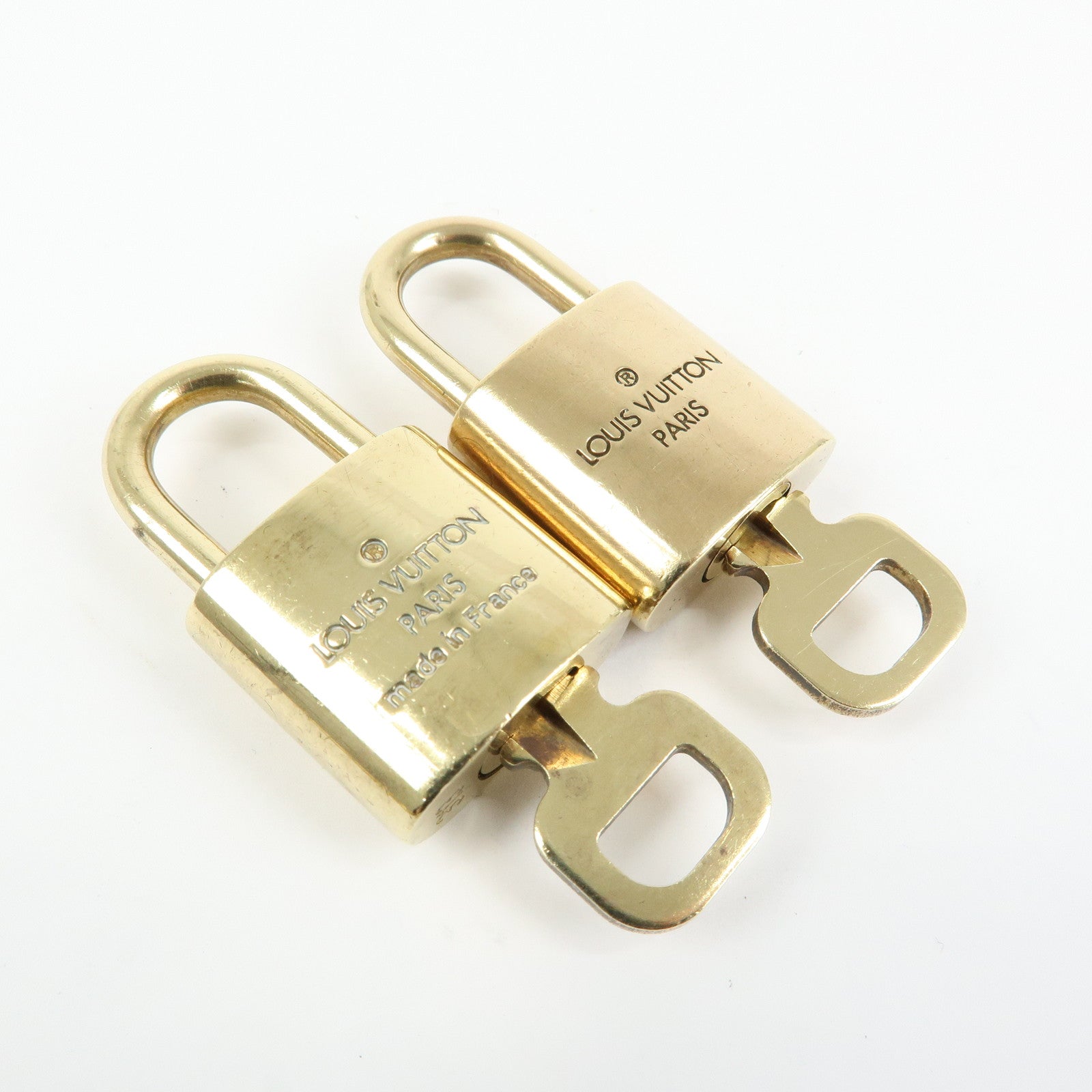 Louis Vuitton Set of 10 Lock & Key Cadena Key Lock Used