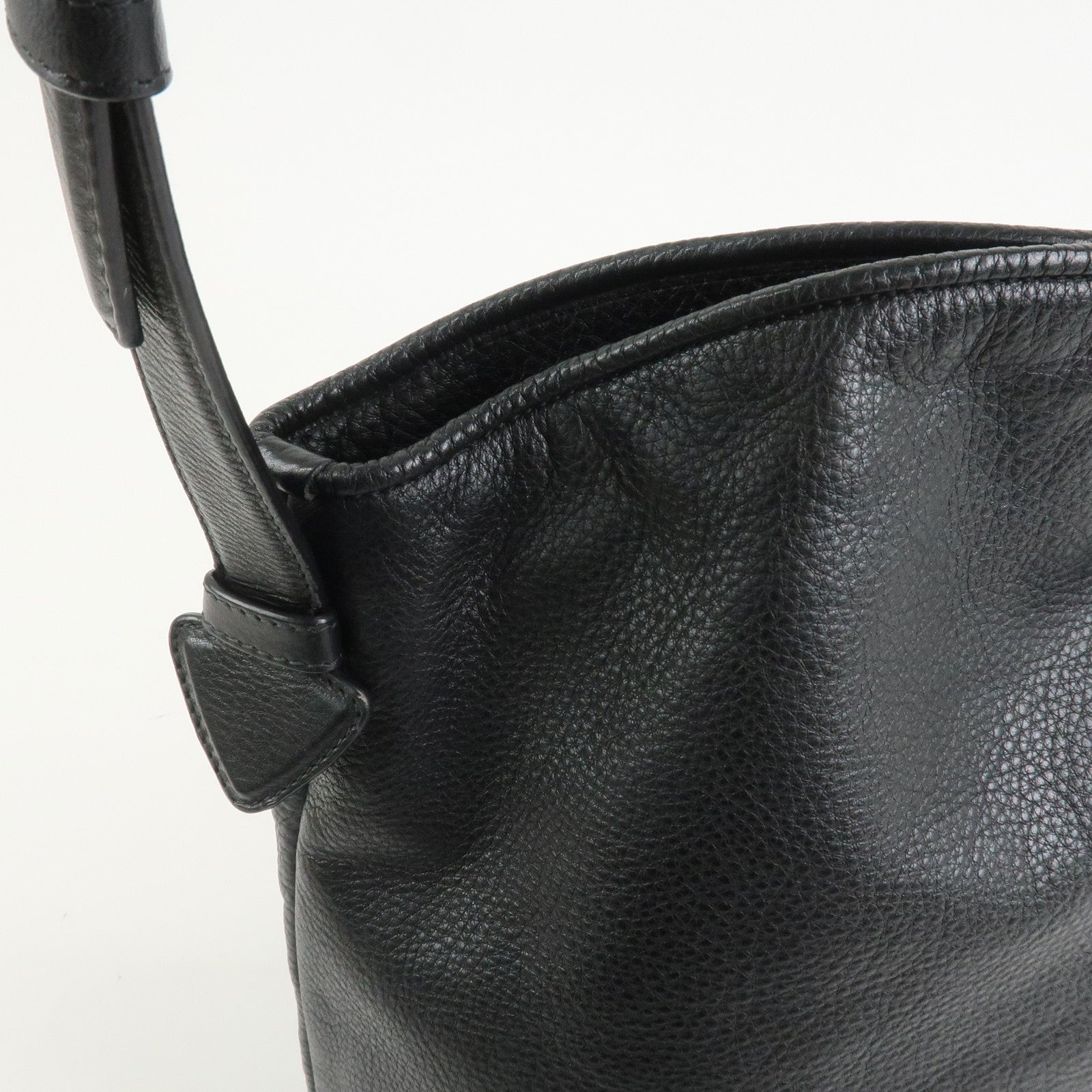 LOEWE Heritage Calf Leather Shoulder Bag Crossbody Bag Black