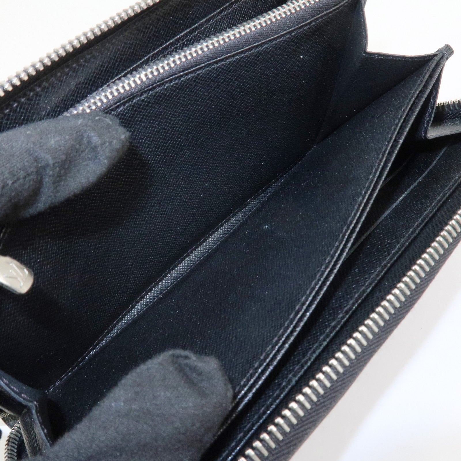 Louis Vuitton Epi Leather Round Zippy Long Wallet Noir Black M60072
