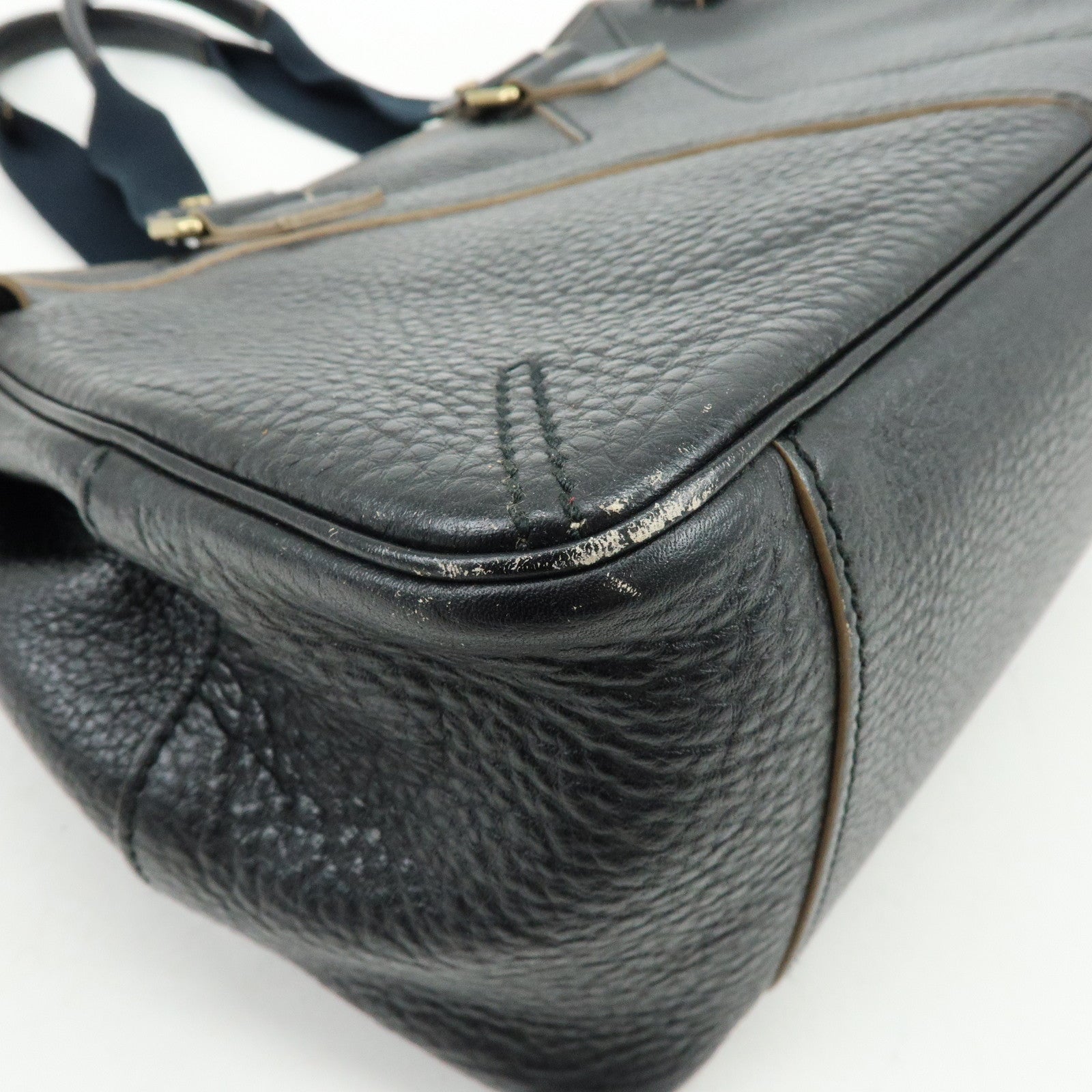 SAINT LAURENT PARIS YSL Y Line Calf Leather Tote Bag Black 168462