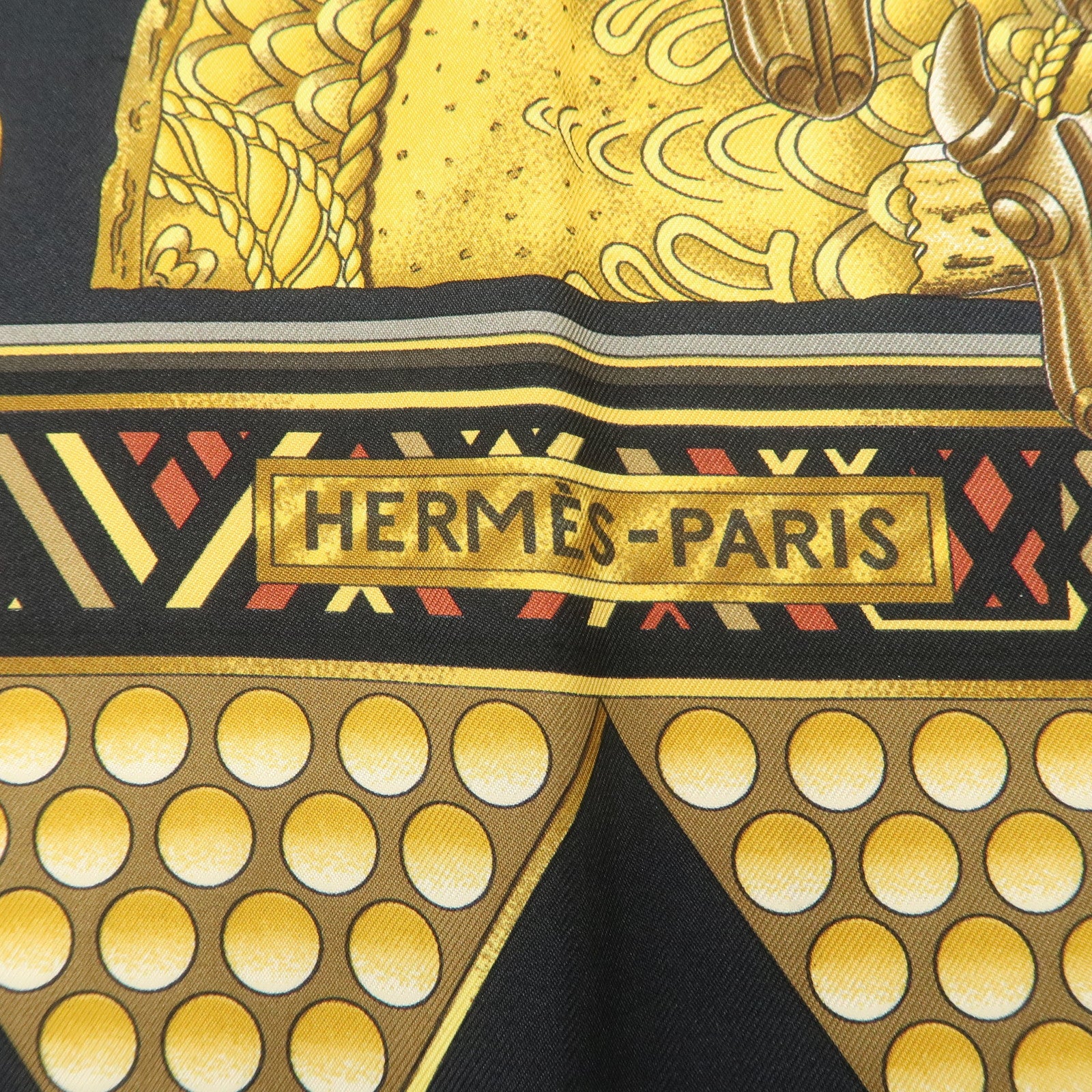 HERMES Carre 90 Silk 100% Scarf  L'OR DES CHEFS Black Yellow