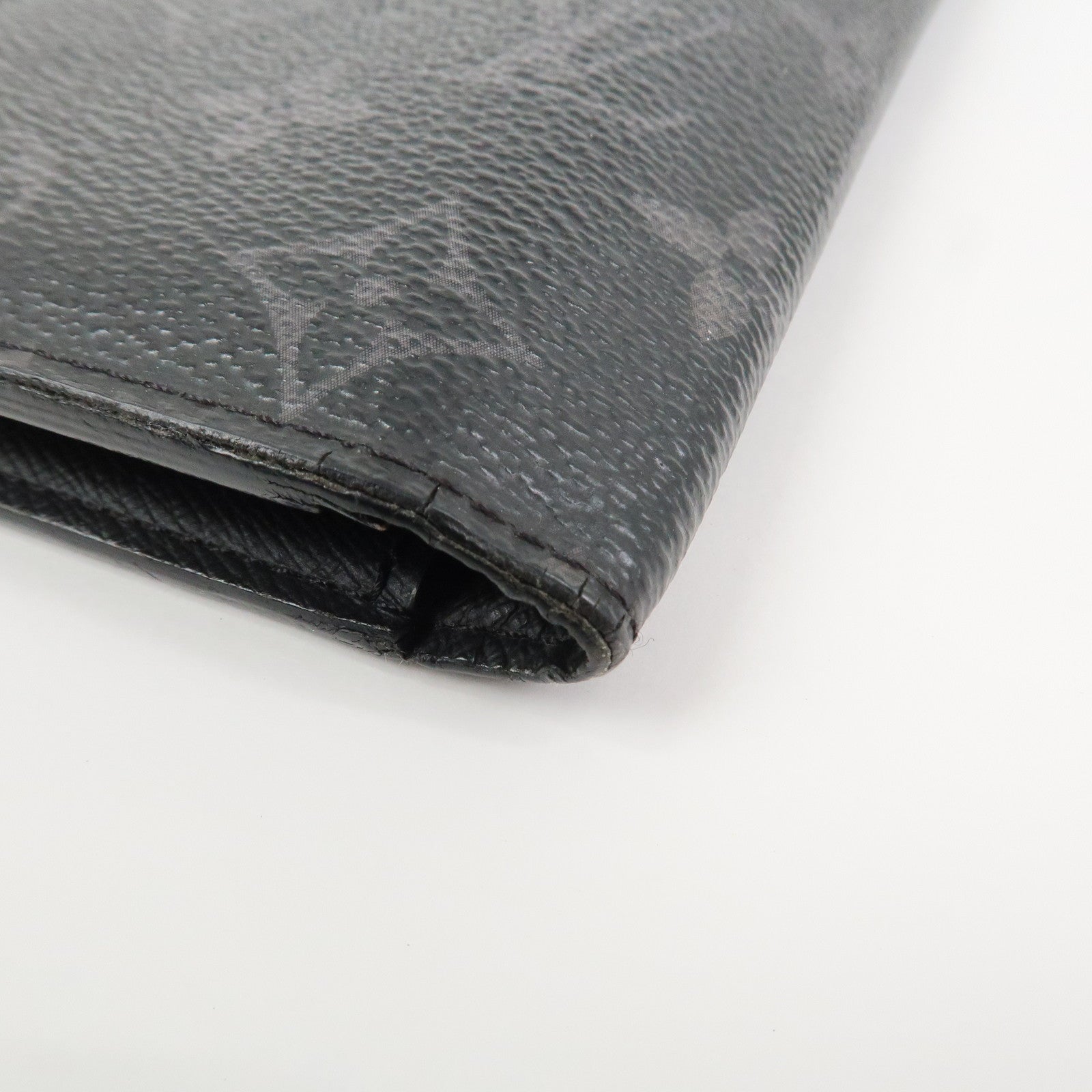 Louis Vuitton Monogram Eclips Portefeuille Brazza Wallet M61697