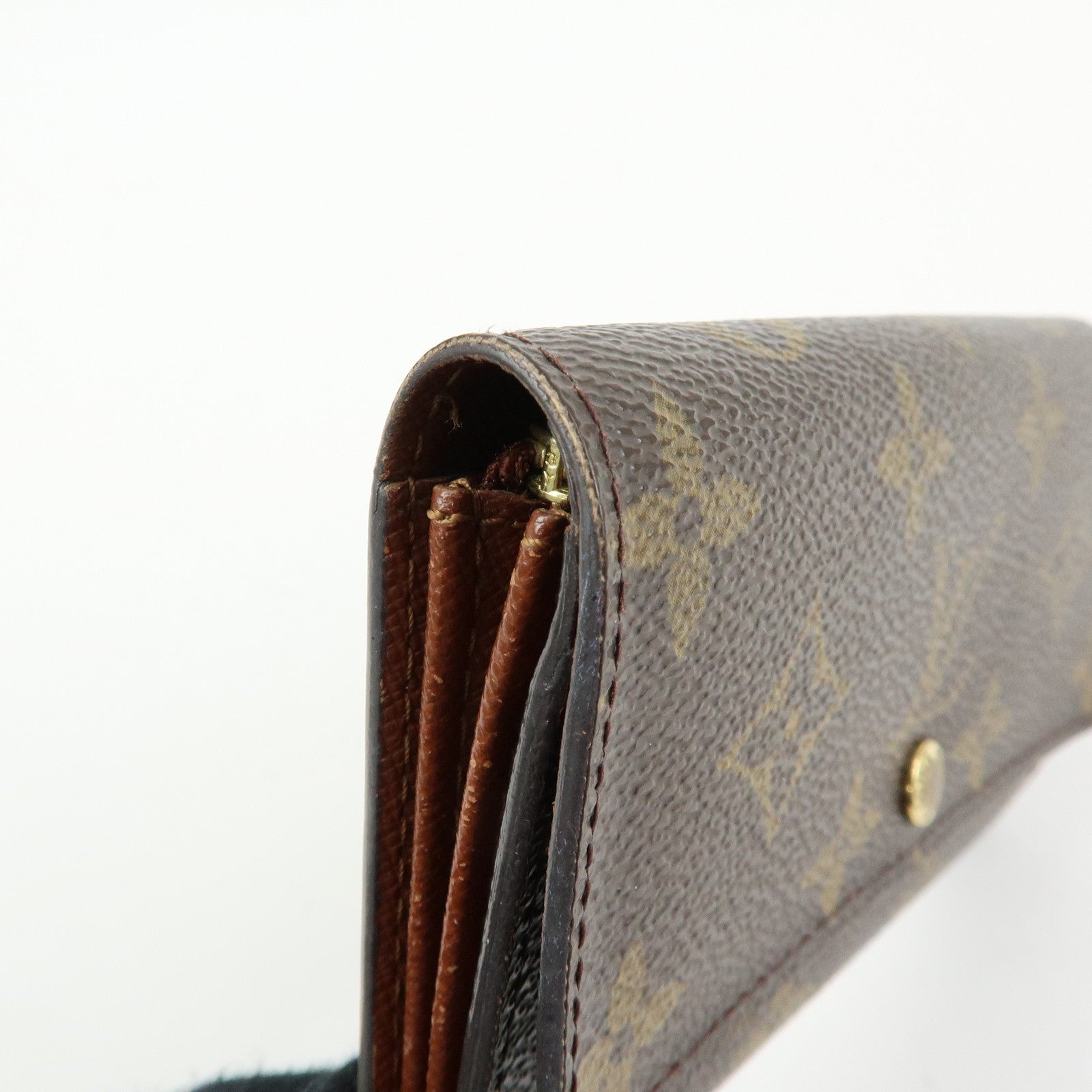 Louis Vuitton Monogram Porte Monnaie Zip Bifold Wallet M61735