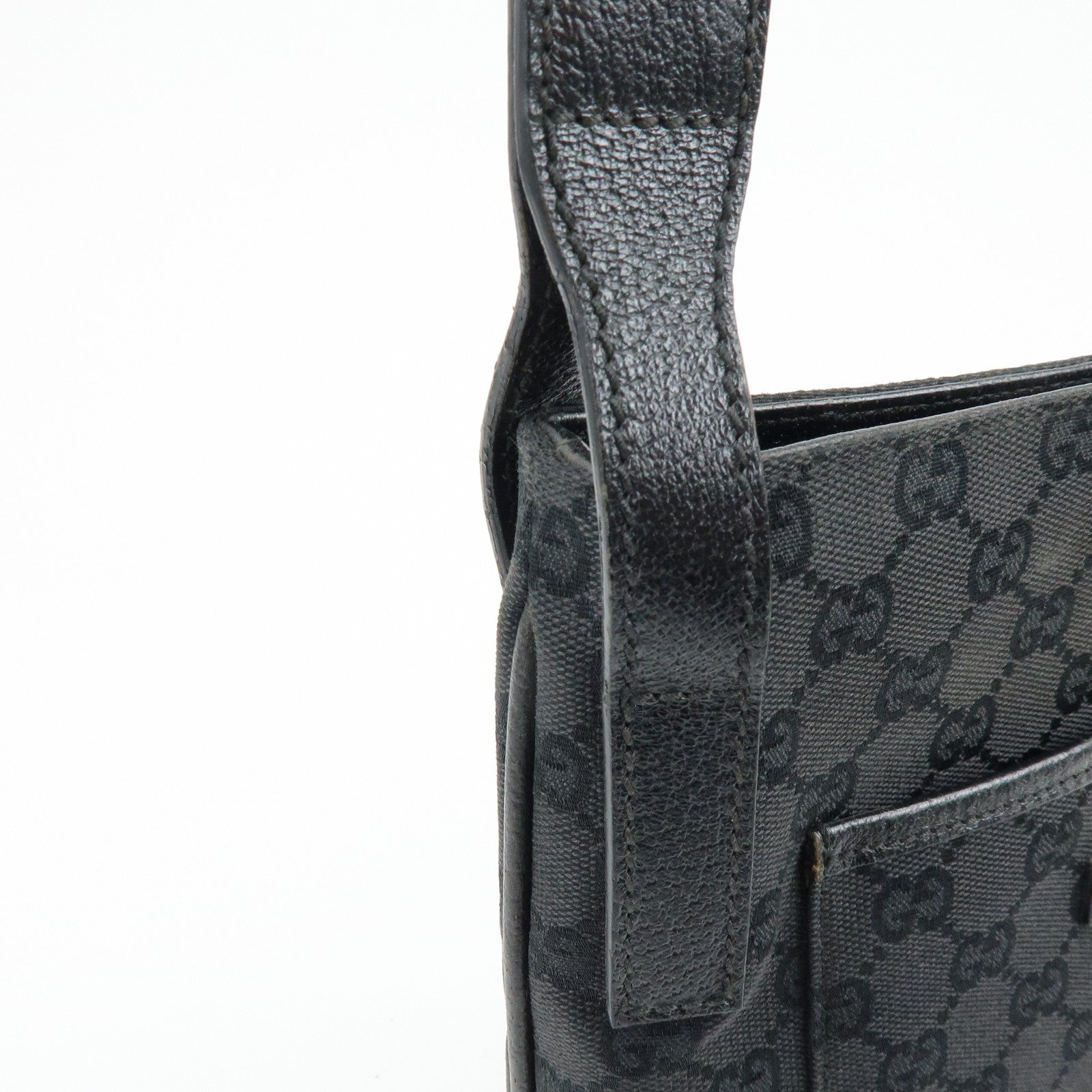 GUCCI GG Canvas Leather Shoulder Crossbody Bag Black 122793