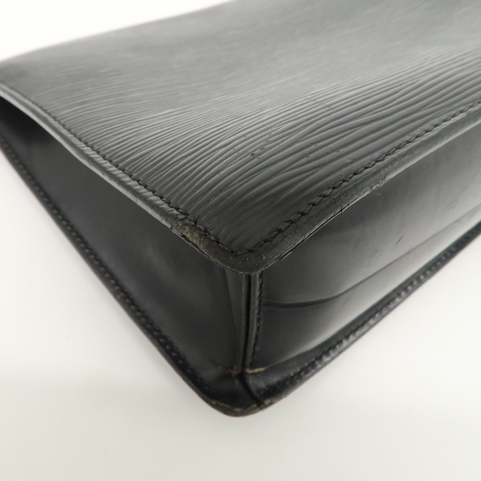 Louis Vuitton Epi Sellier Dragonne Clutch Bag Noir Black M52612