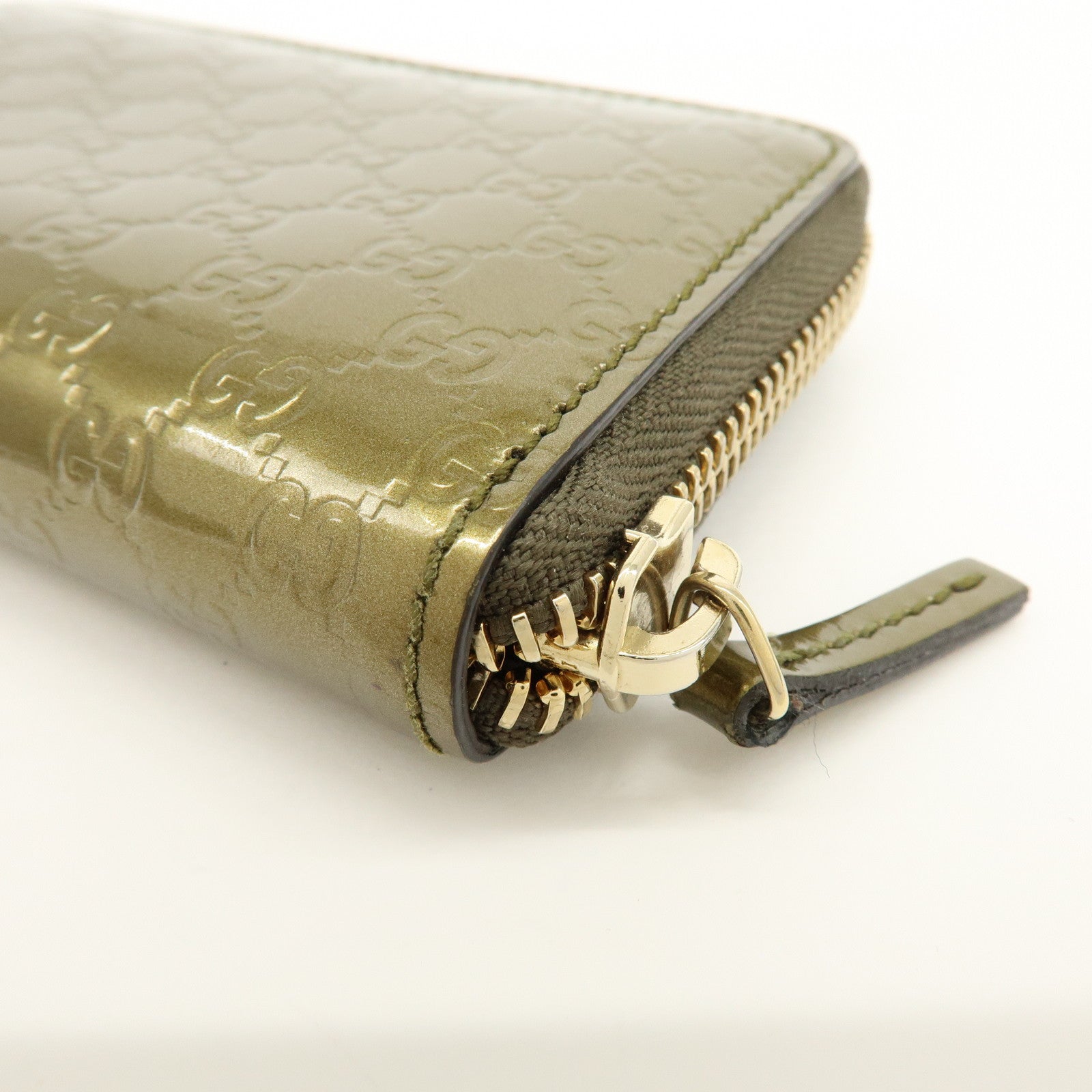 GUCCI Microguccissima Leather Round Zippy Coin Case Khaki 255452