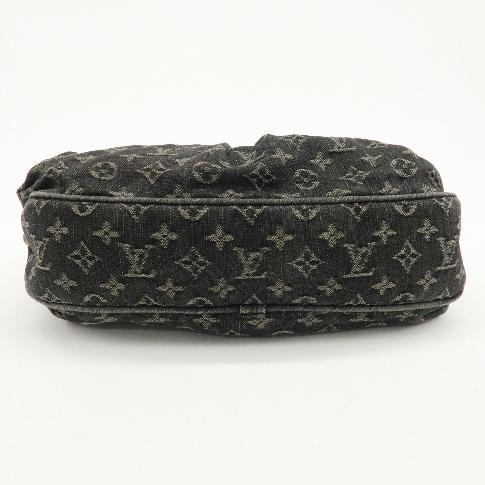 Louis Vuitton Monogram Denim Slightly Shoulder Bag Noir M95835