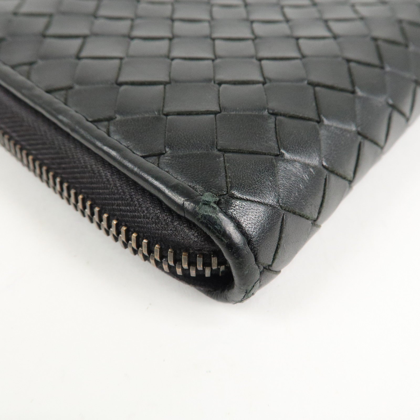 BOTTEGA VENETA Intrecciato Leather Round Zippy Wallet Black 114076 Used