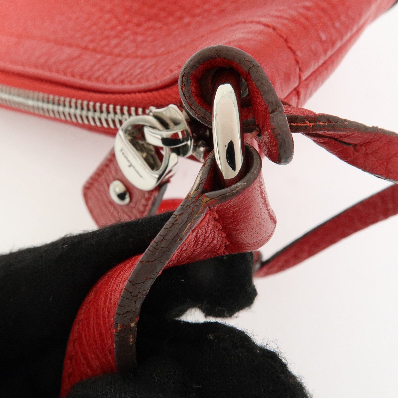 Ferragamo Gancini Leather Shoulder Bag Hand Bag Red